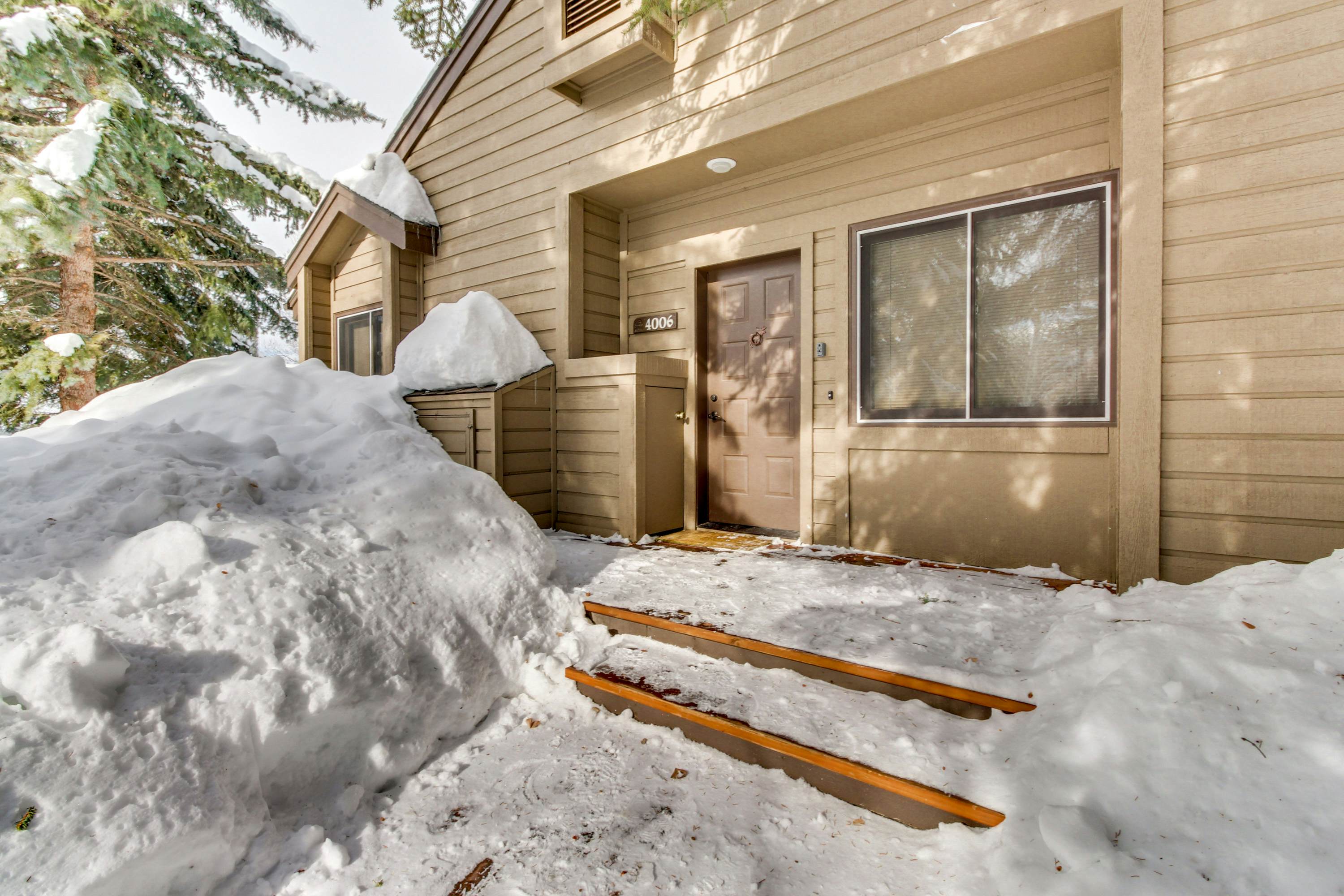 The Bluff Mountain Charmer