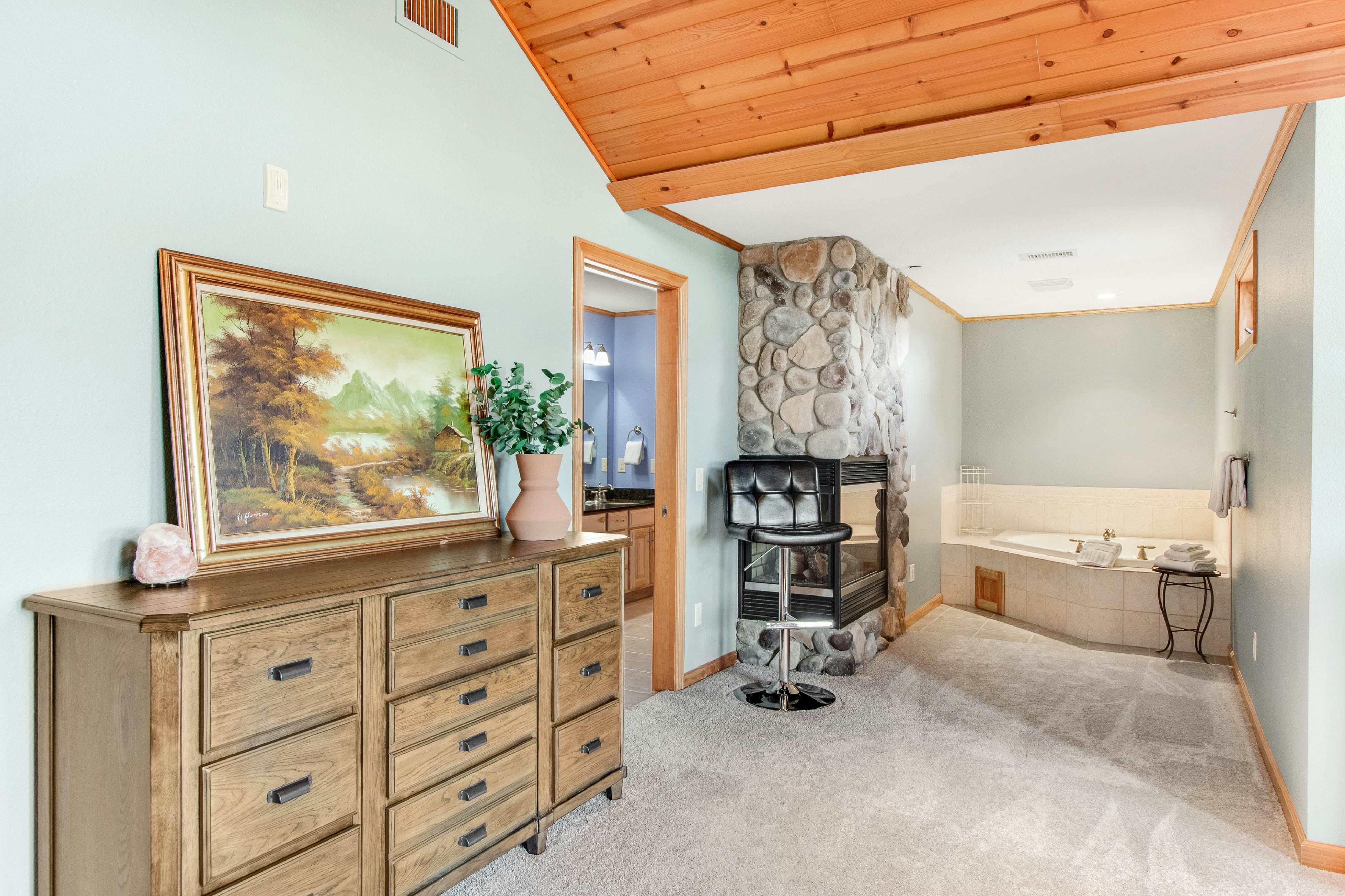 Sunset Condominiums - Castle Rock Retreat