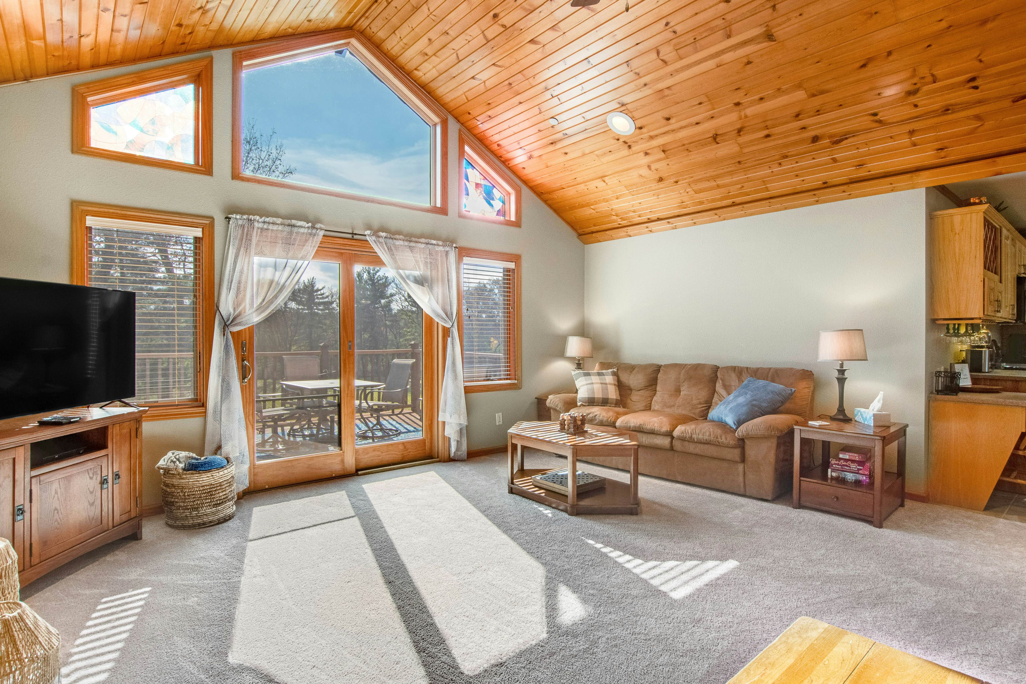 Sunset Condominiums - Castle Rock Retreat