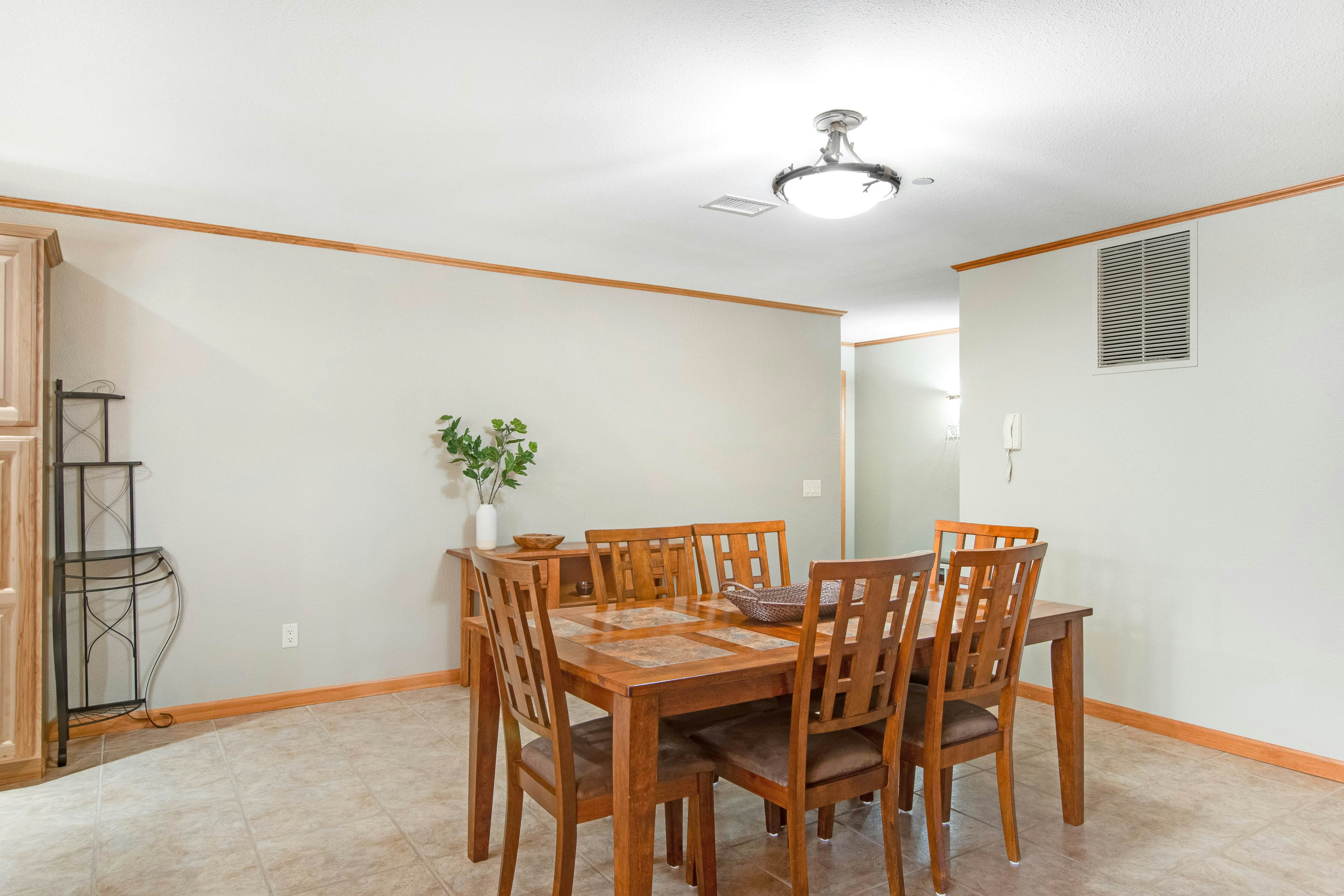 Sunset Condominiums - Castle Rock Retreat