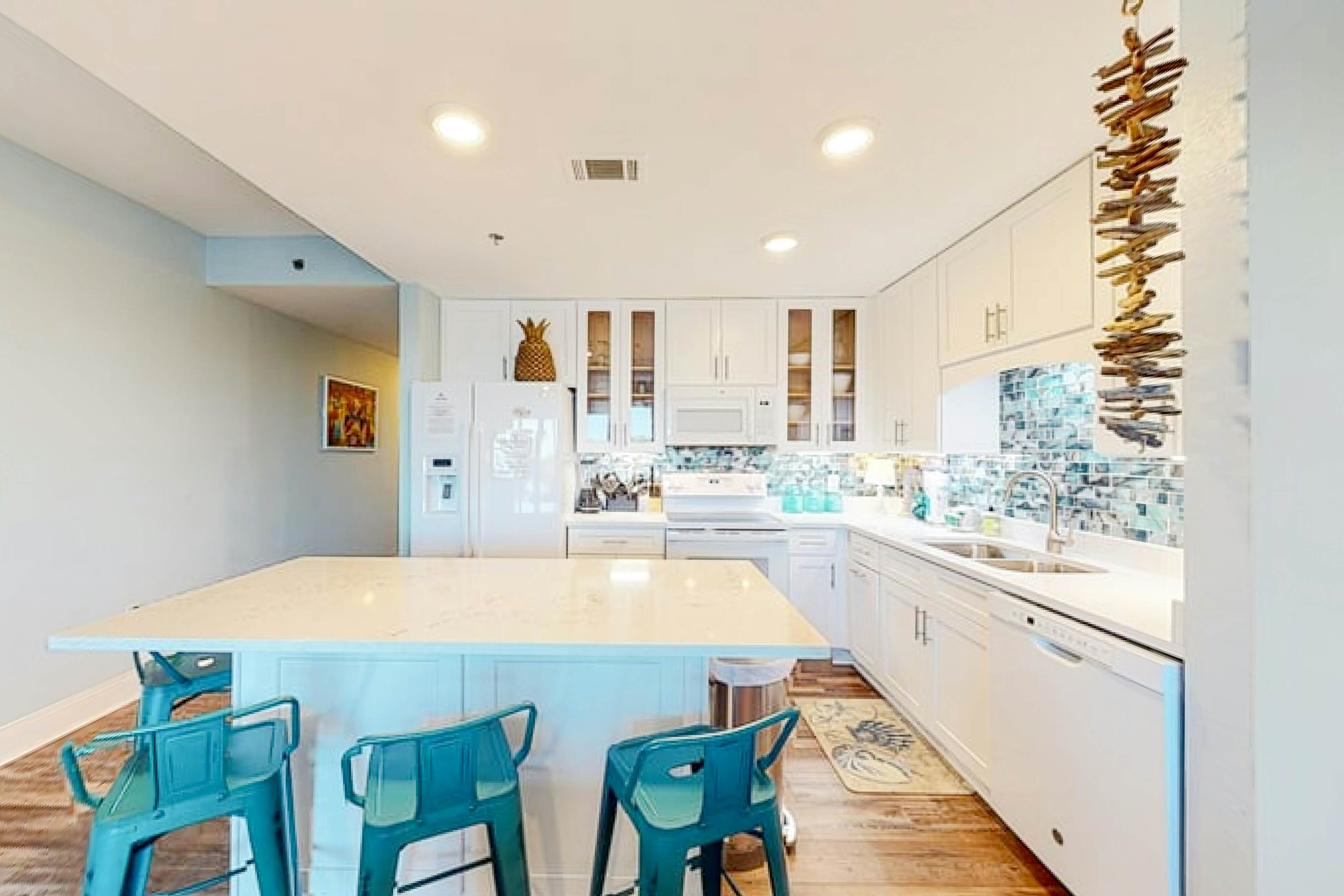 Laketown Wharf 130 Cerulean Seas