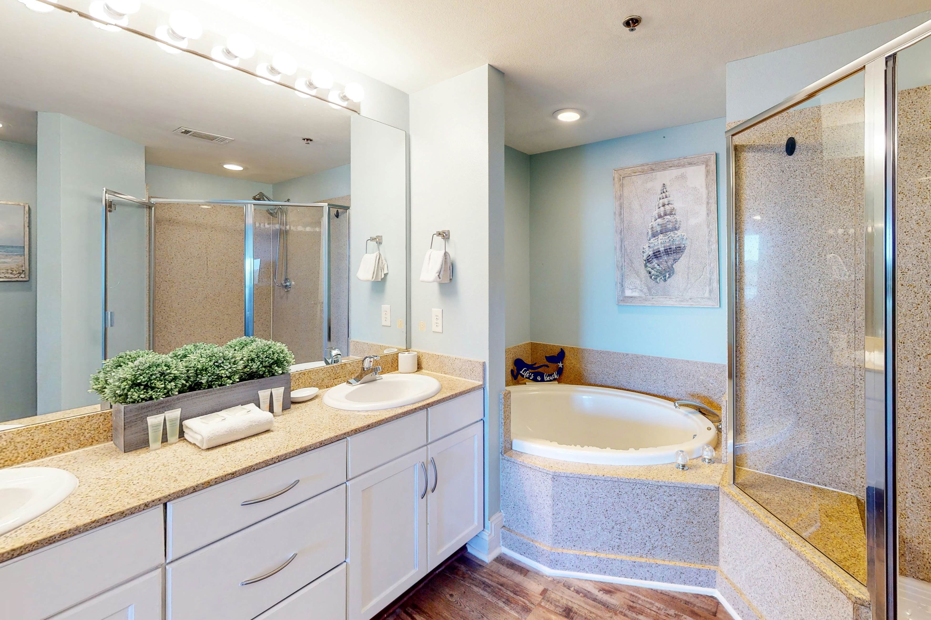 Laketown Wharf 130 Cerulean Seas