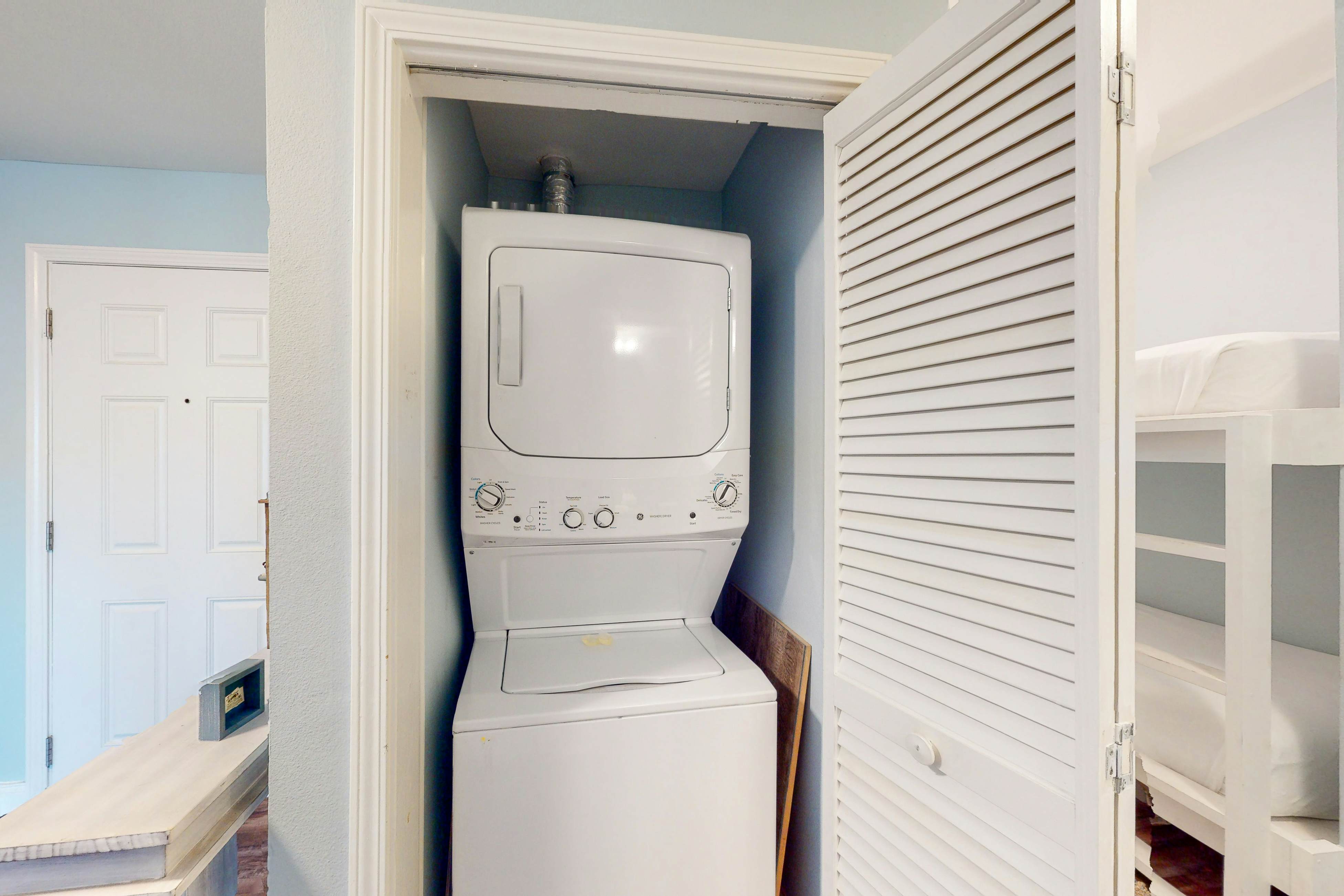 Laketown Wharf 130 Cerulean Seas