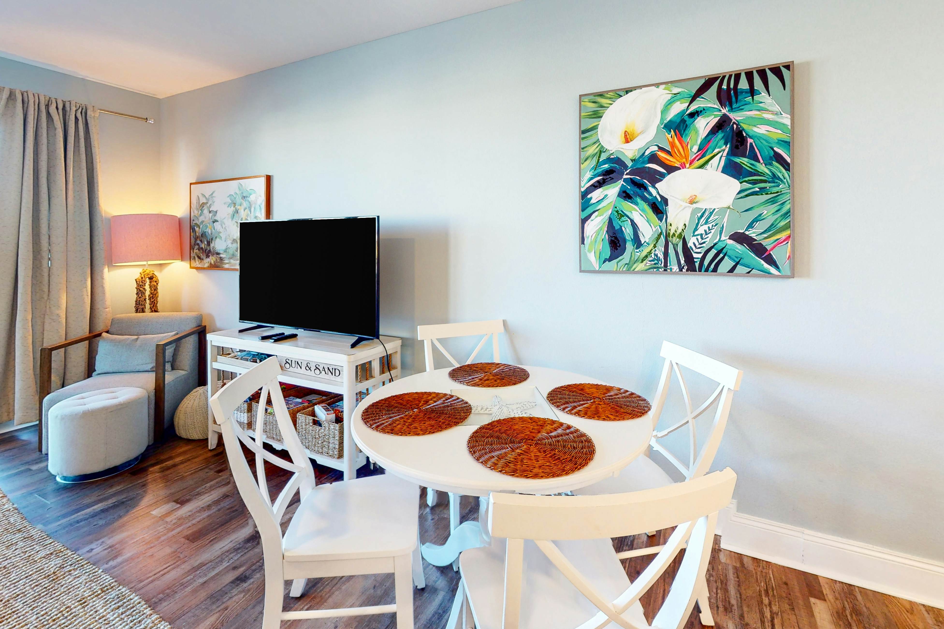 Laketown Wharf 130 Cerulean Seas