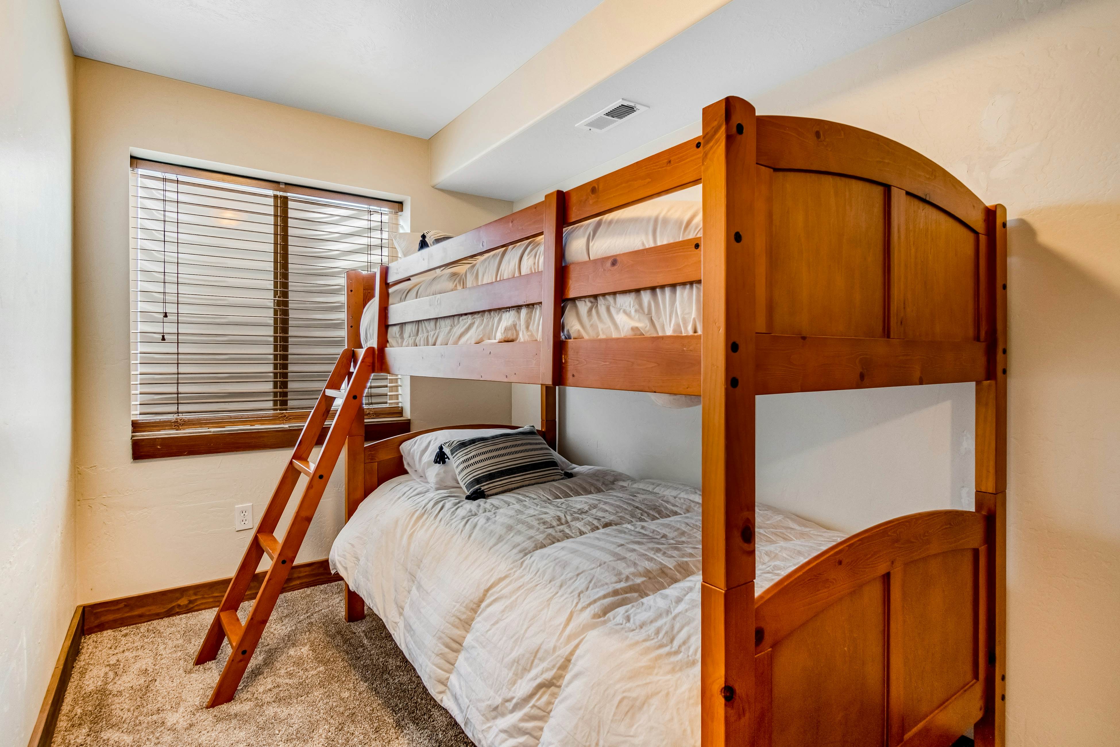 Peaceful Bear Lake Home