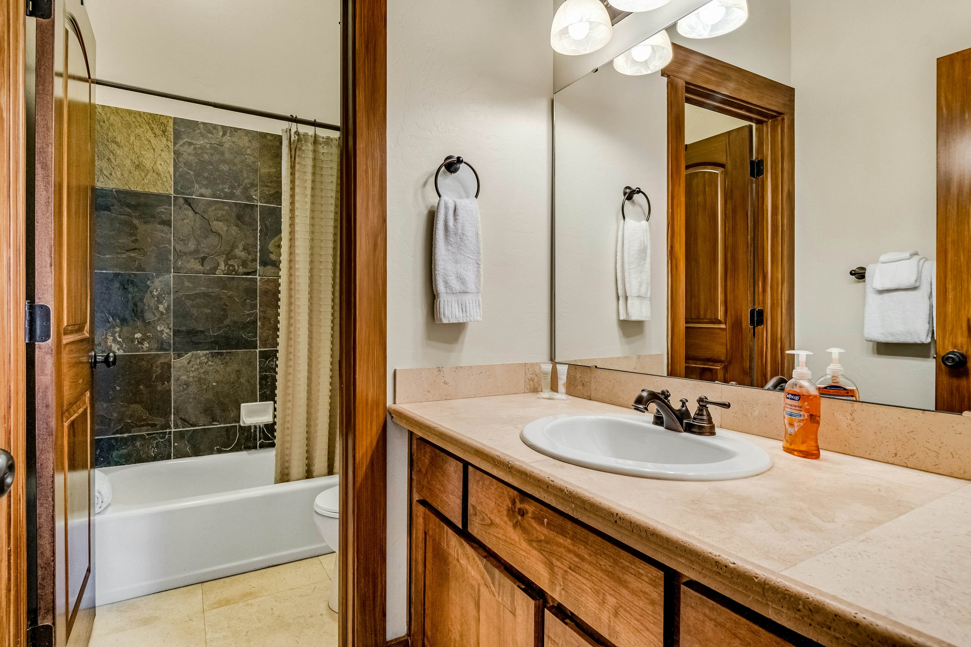 Peaceful Bear Lake Home