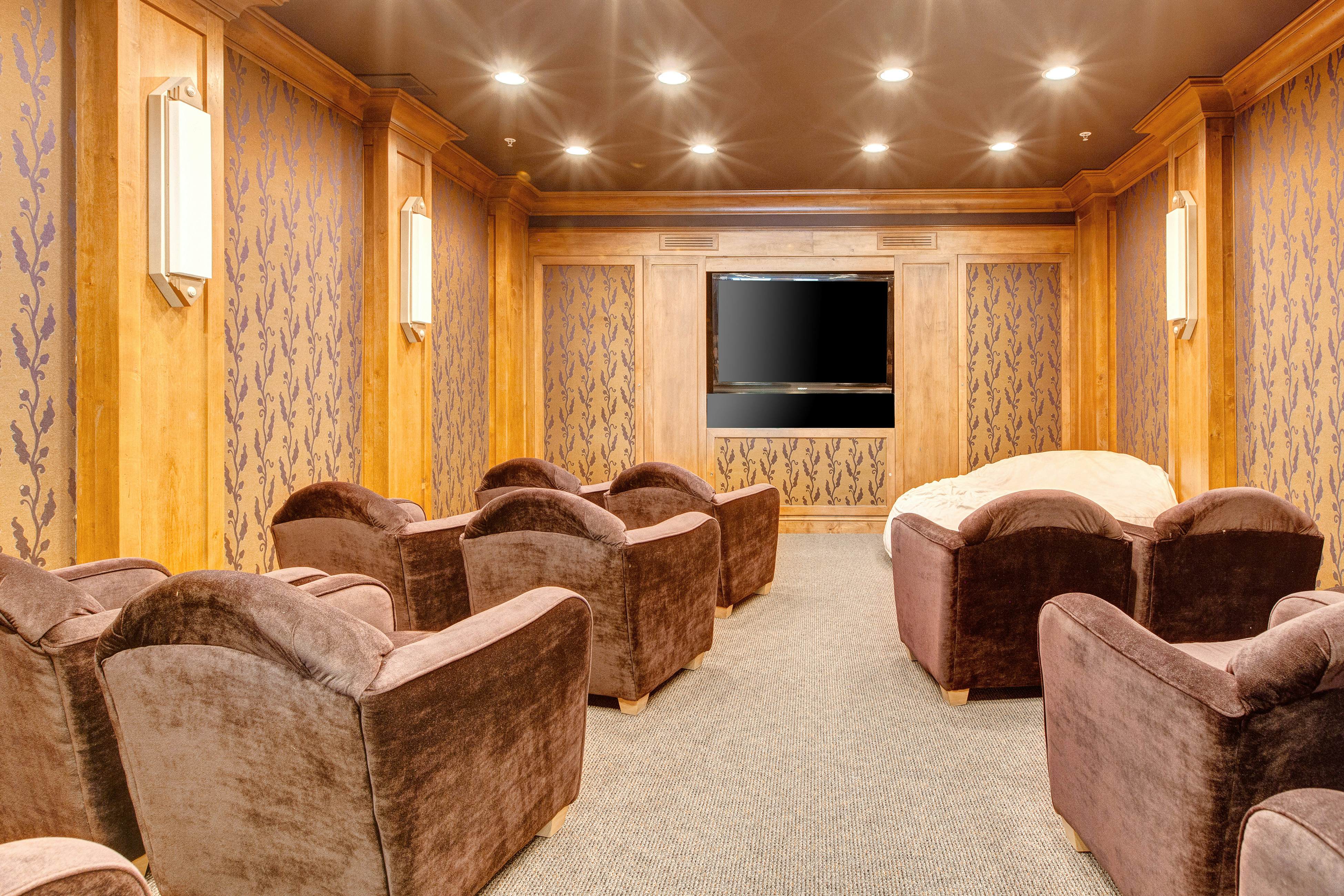 Powderhorn Lodge 209