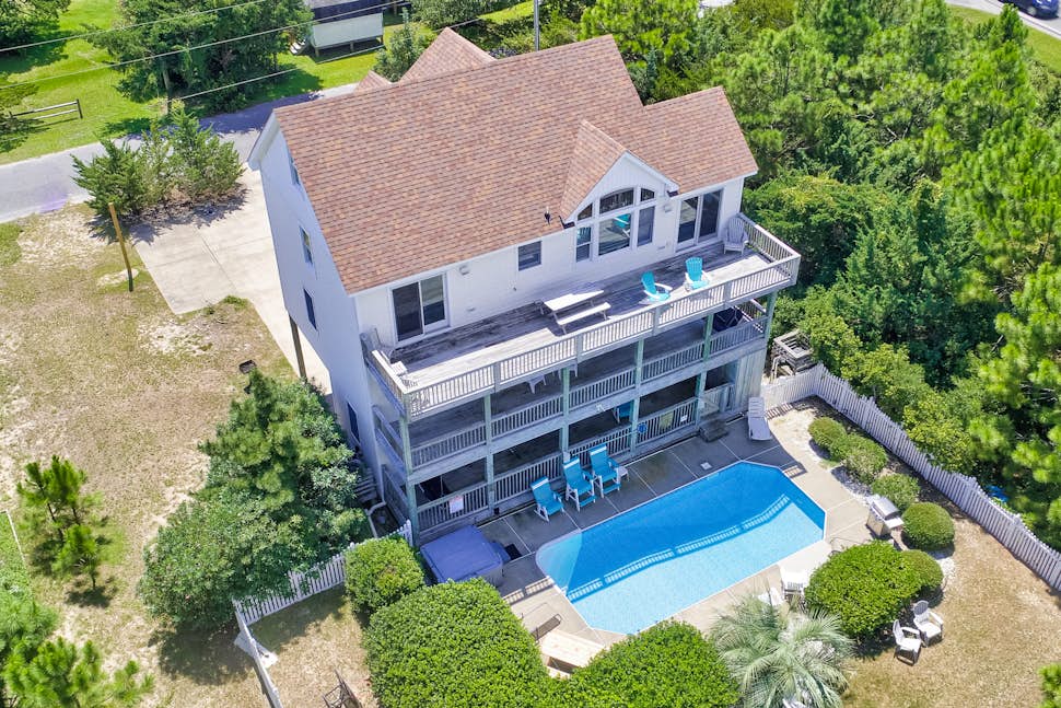 Costa Quay 6 BD Waves, NC Vacation Rental Vacasa