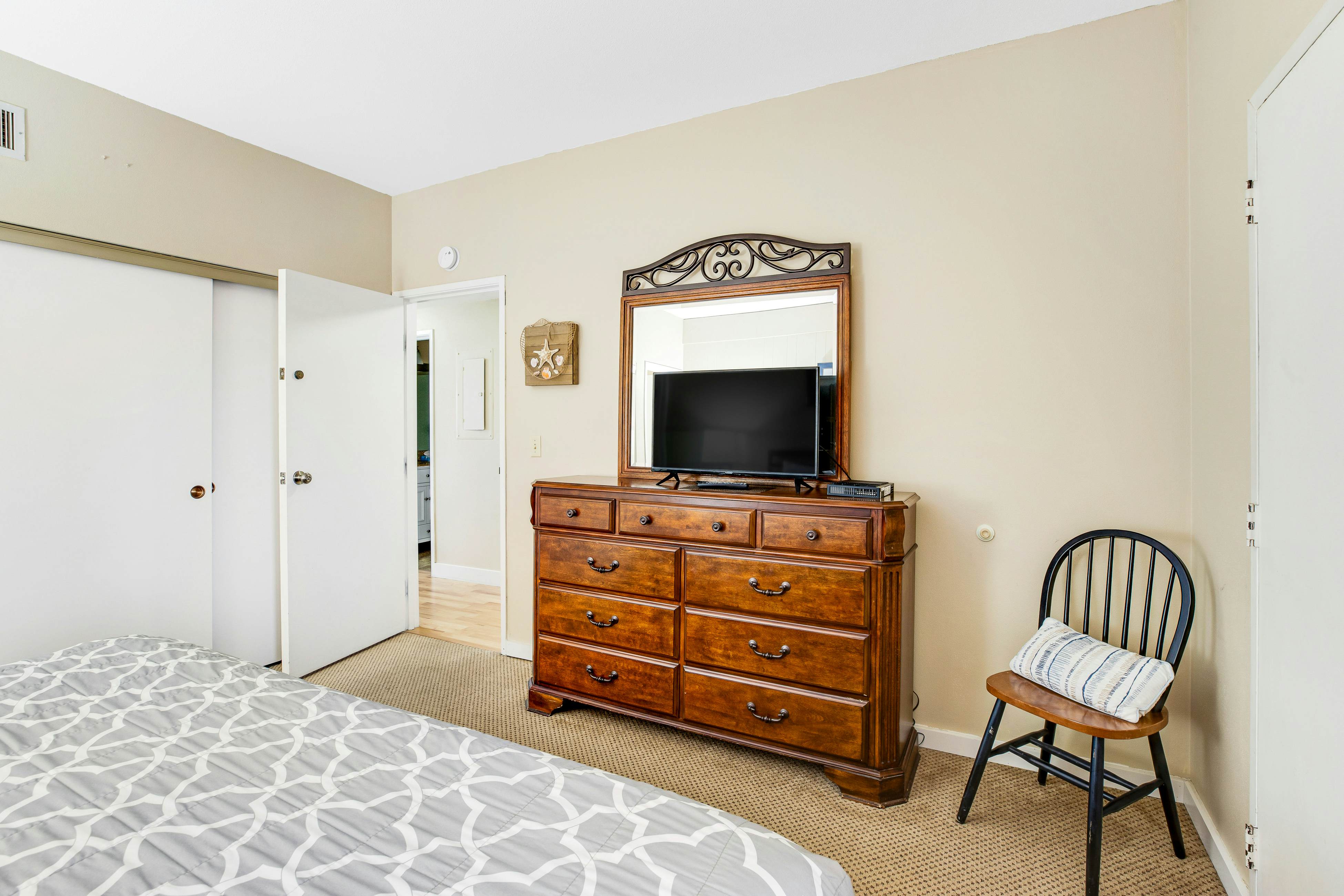 Sand & Sea The Holladay (418) 2 BD Seaside, OR Vacation Rental Vacasa