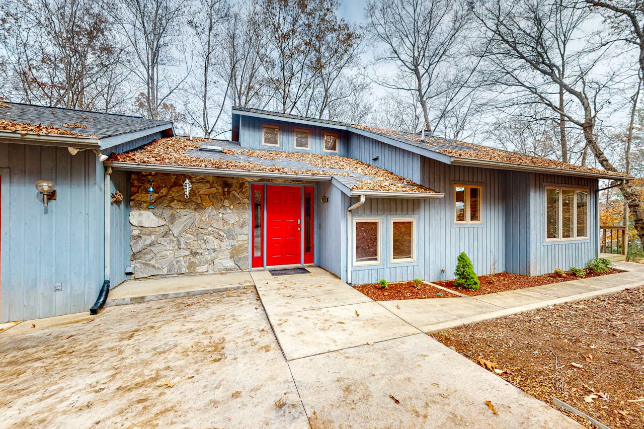 A Kerr Home 4 BD VA Vacation Rental Vacasa