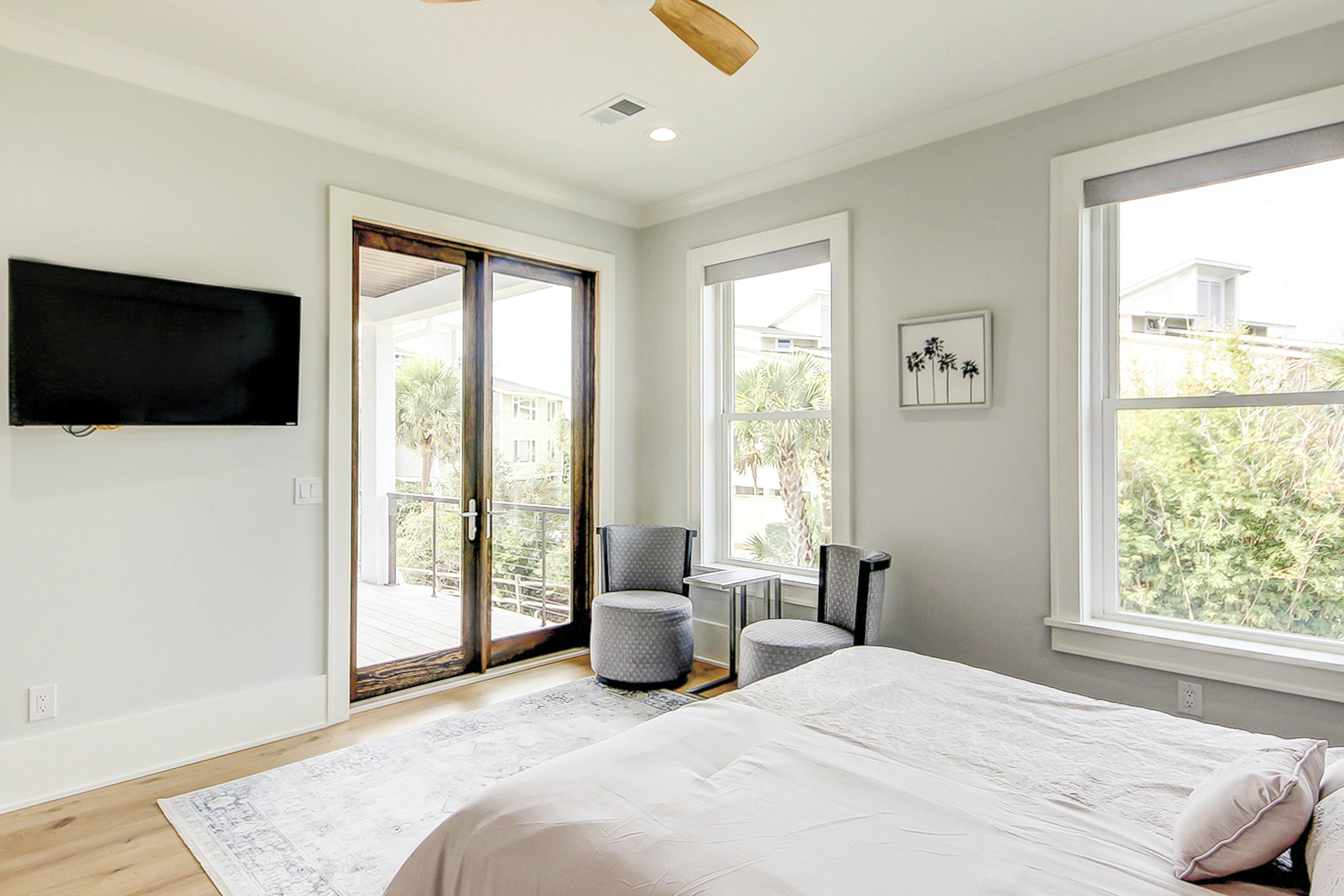 7 Beachwood 4 BD Isle of Palms, SC Vacation Rental Vacasa