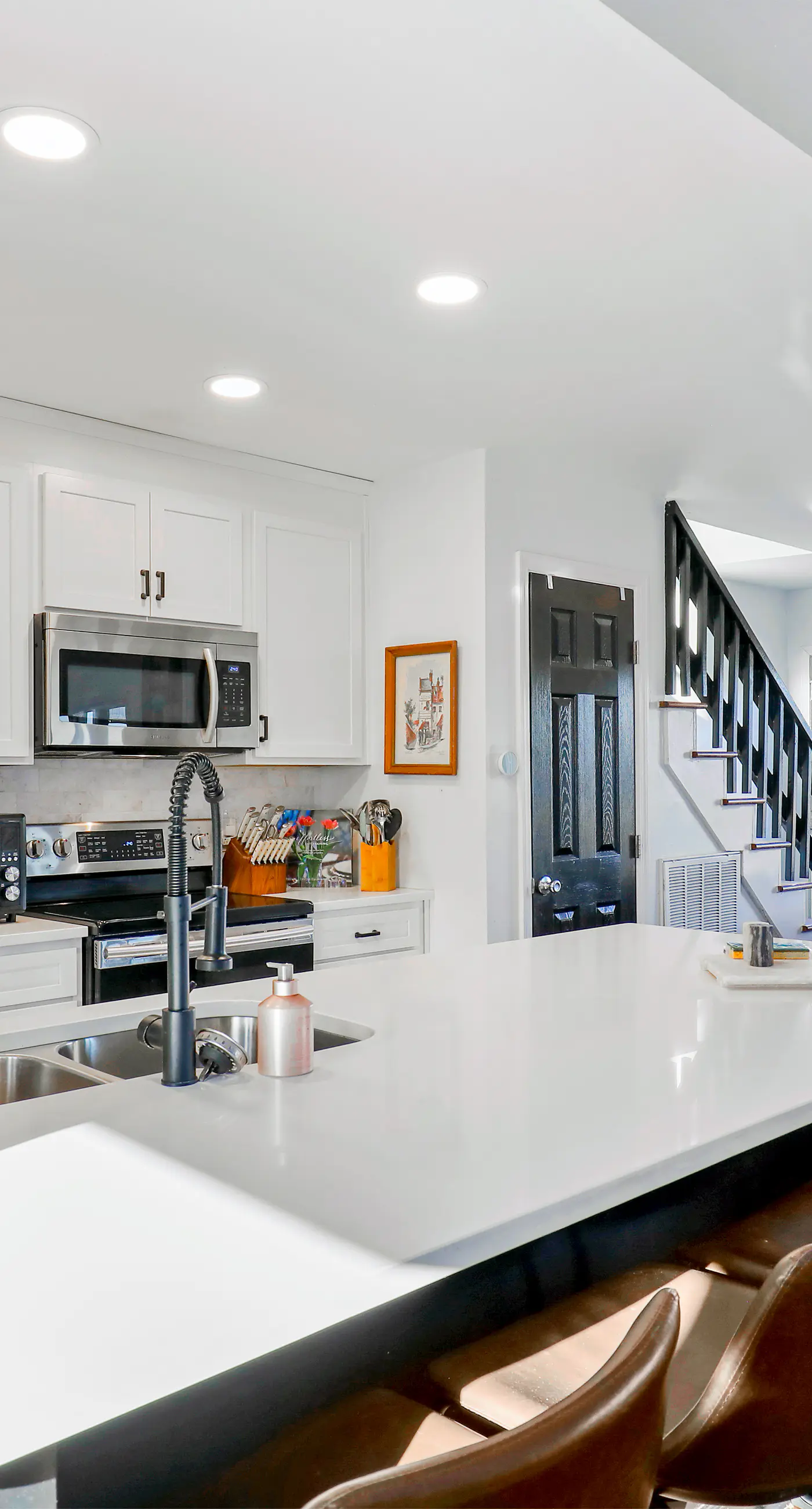 Inglewood Riverfront Retreat