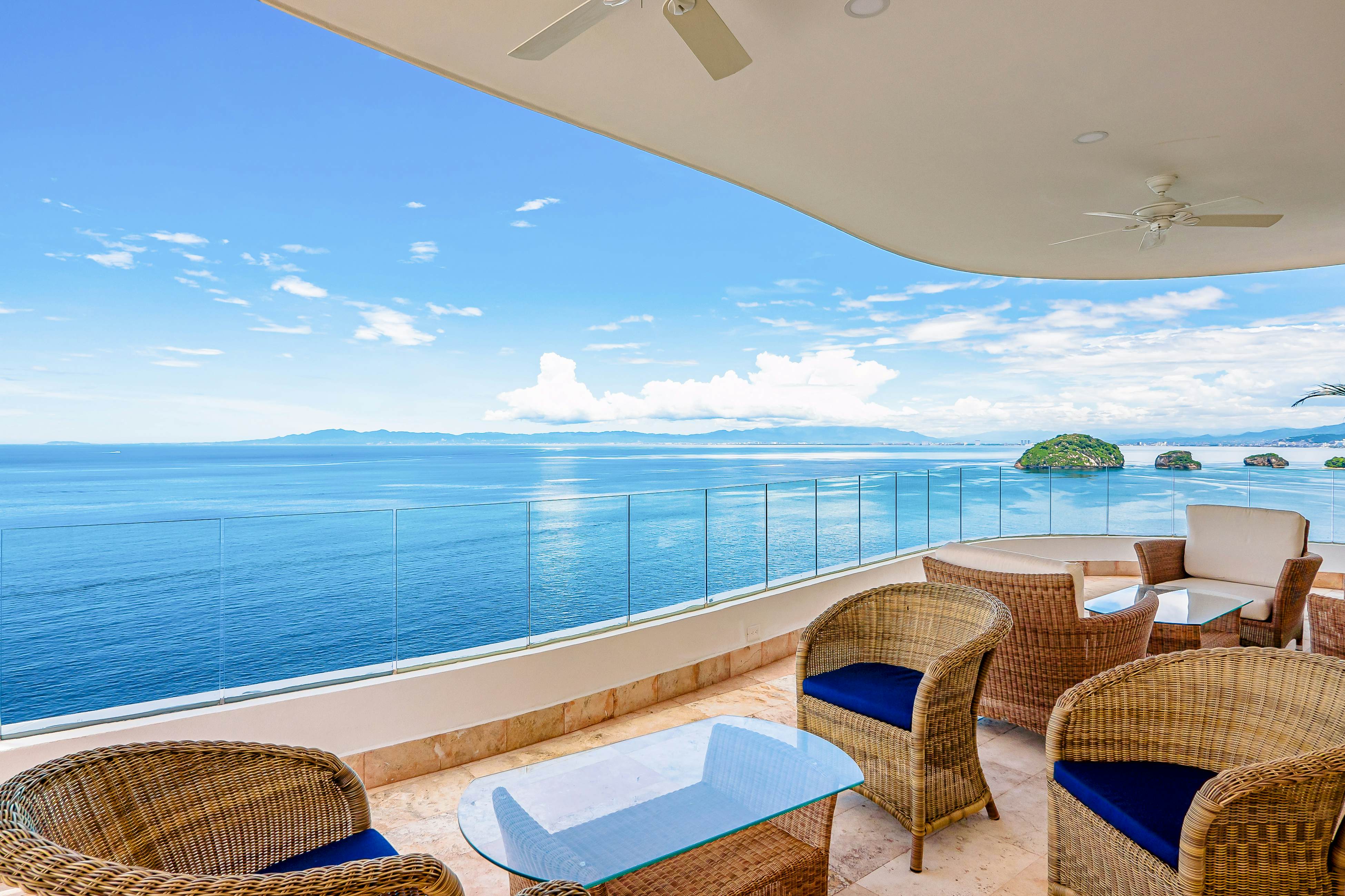 Blue Horizon 201 at Residences