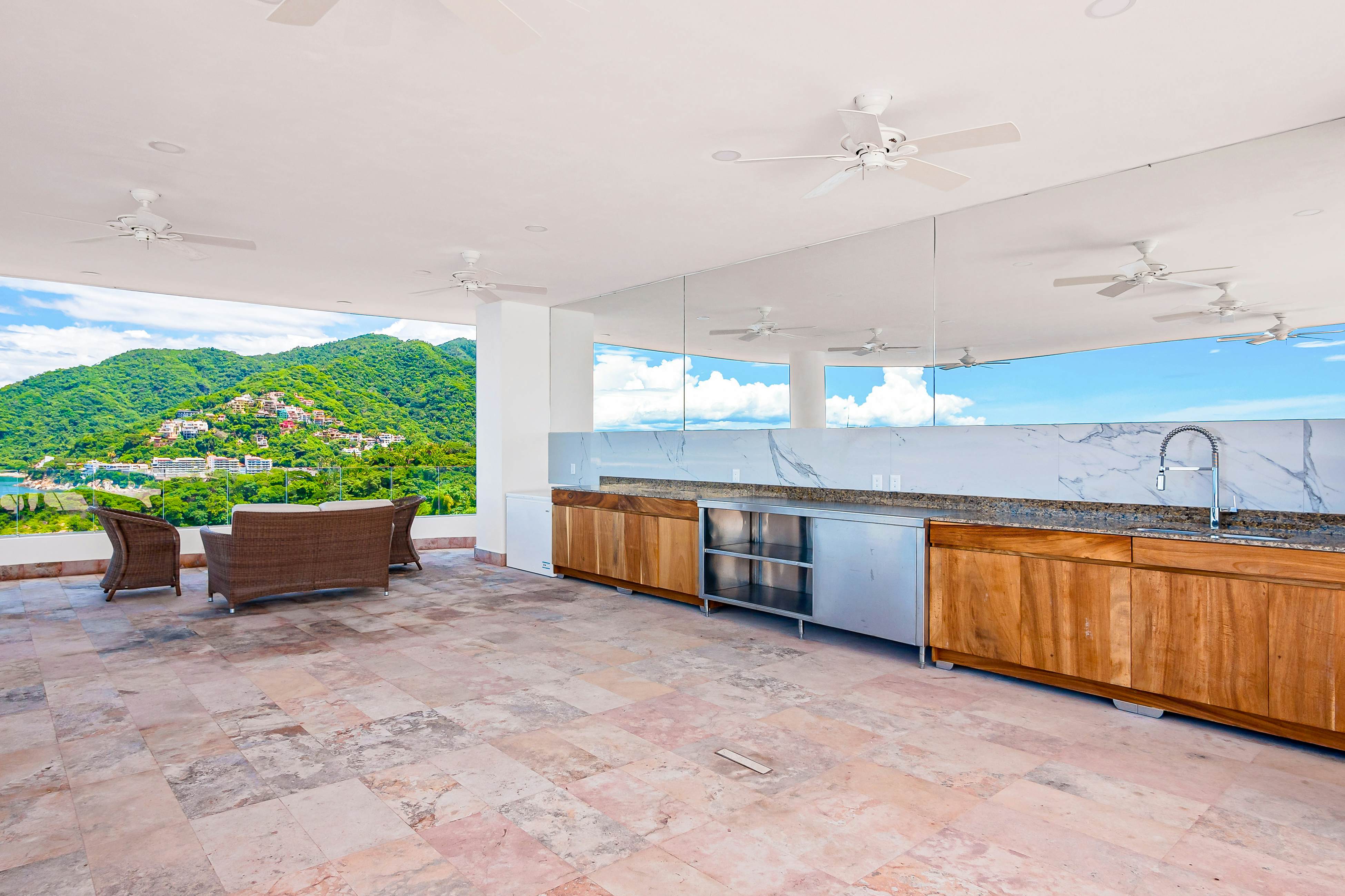 Blue Horizon 301 at Residences