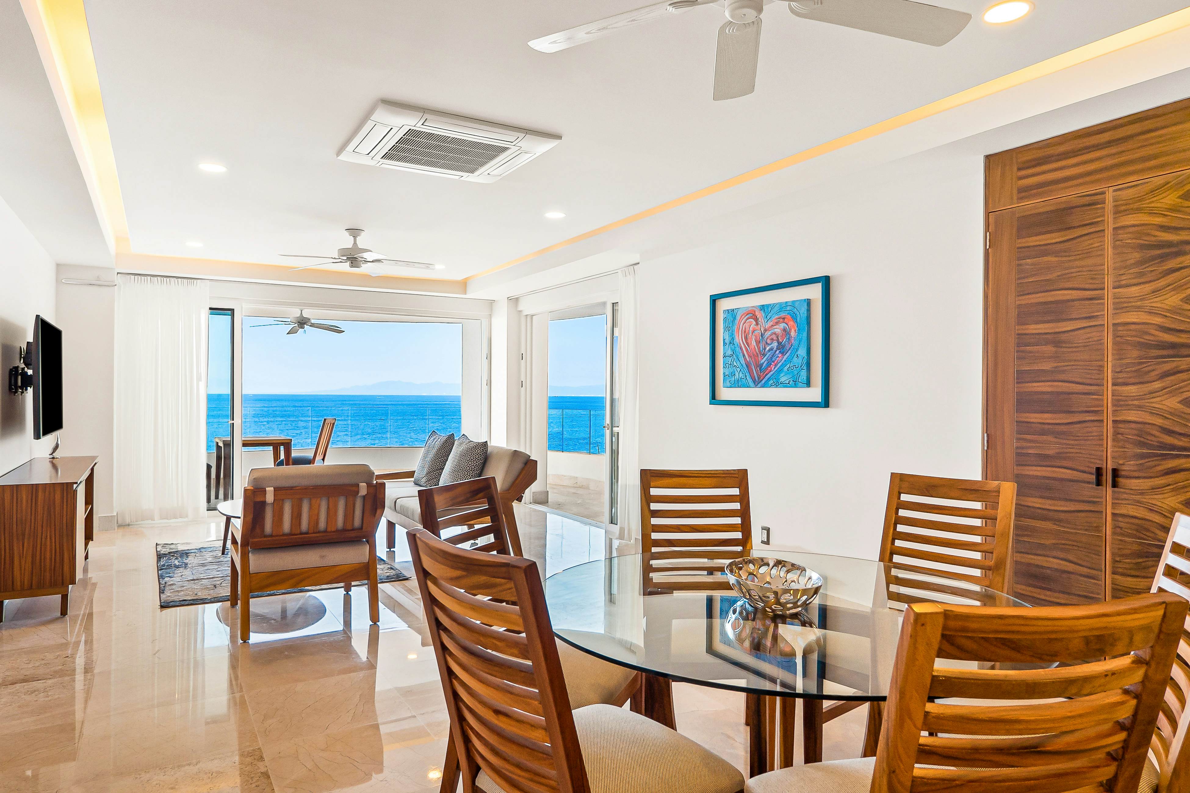 Blue Horizon 301 at Residences