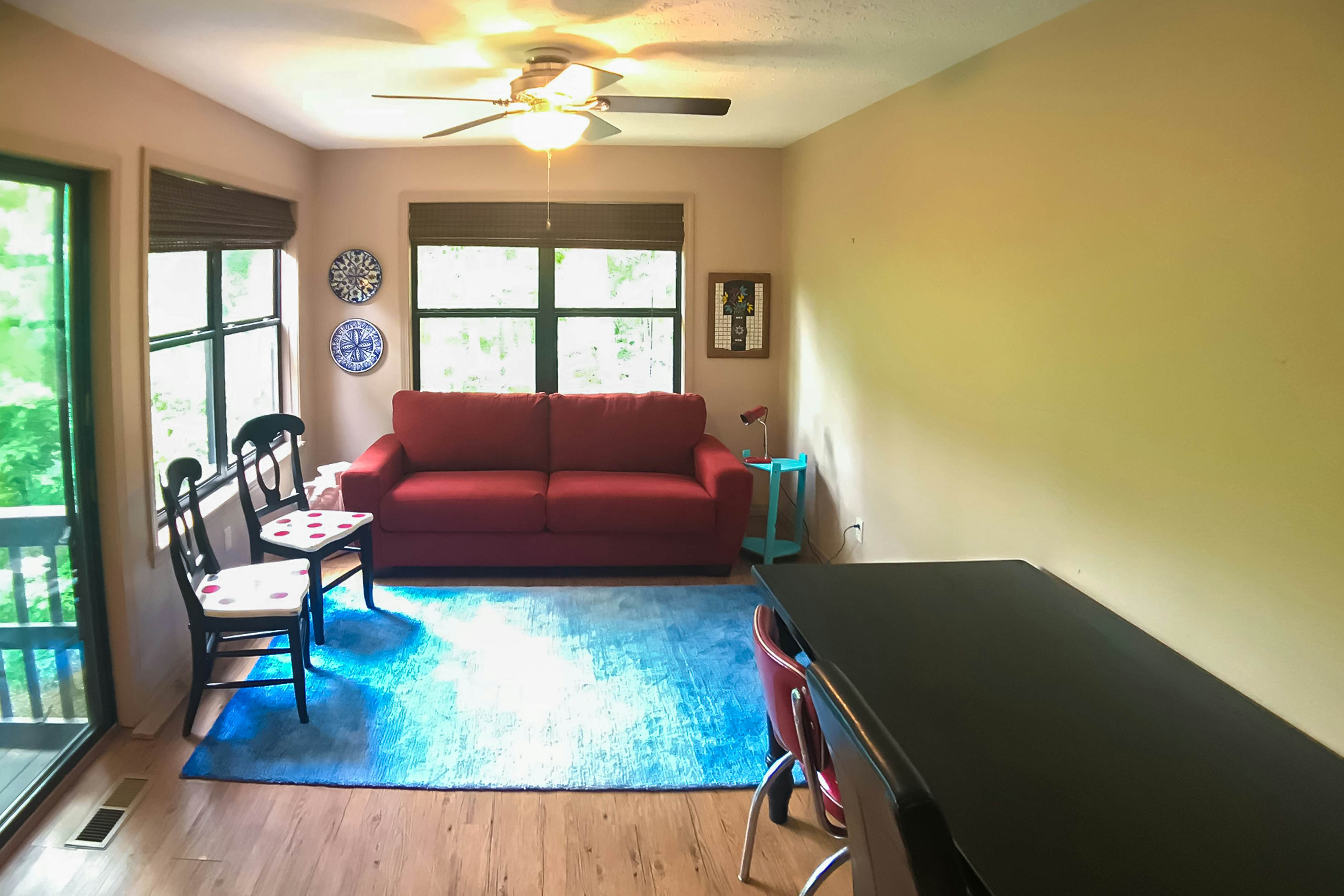 Lone Star Lake House 3 BD Eureka Springs, AR Vacation Rental Vacasa