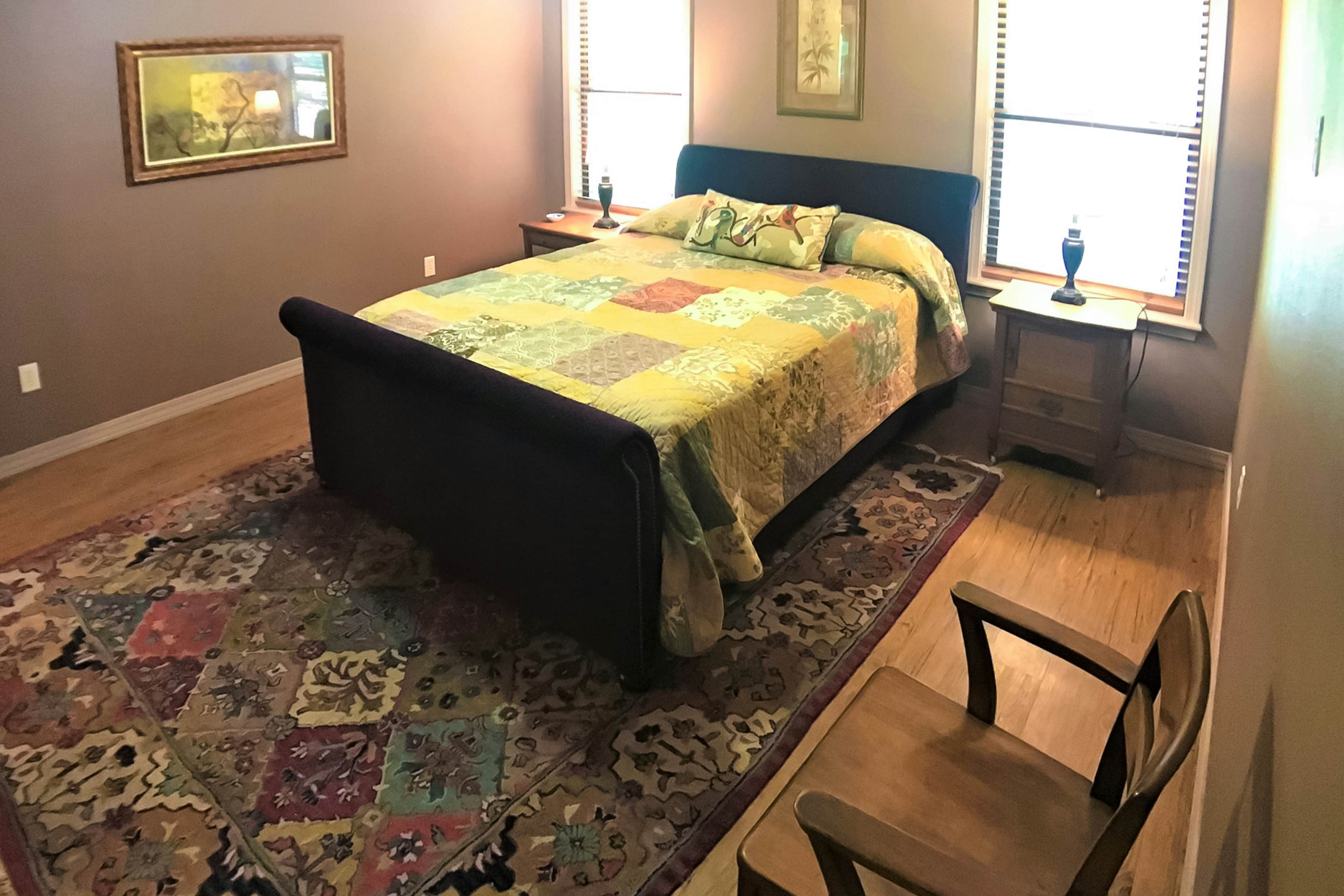 Lone Star Lake House 3 BD Eureka Springs, AR Vacation Rental Vacasa