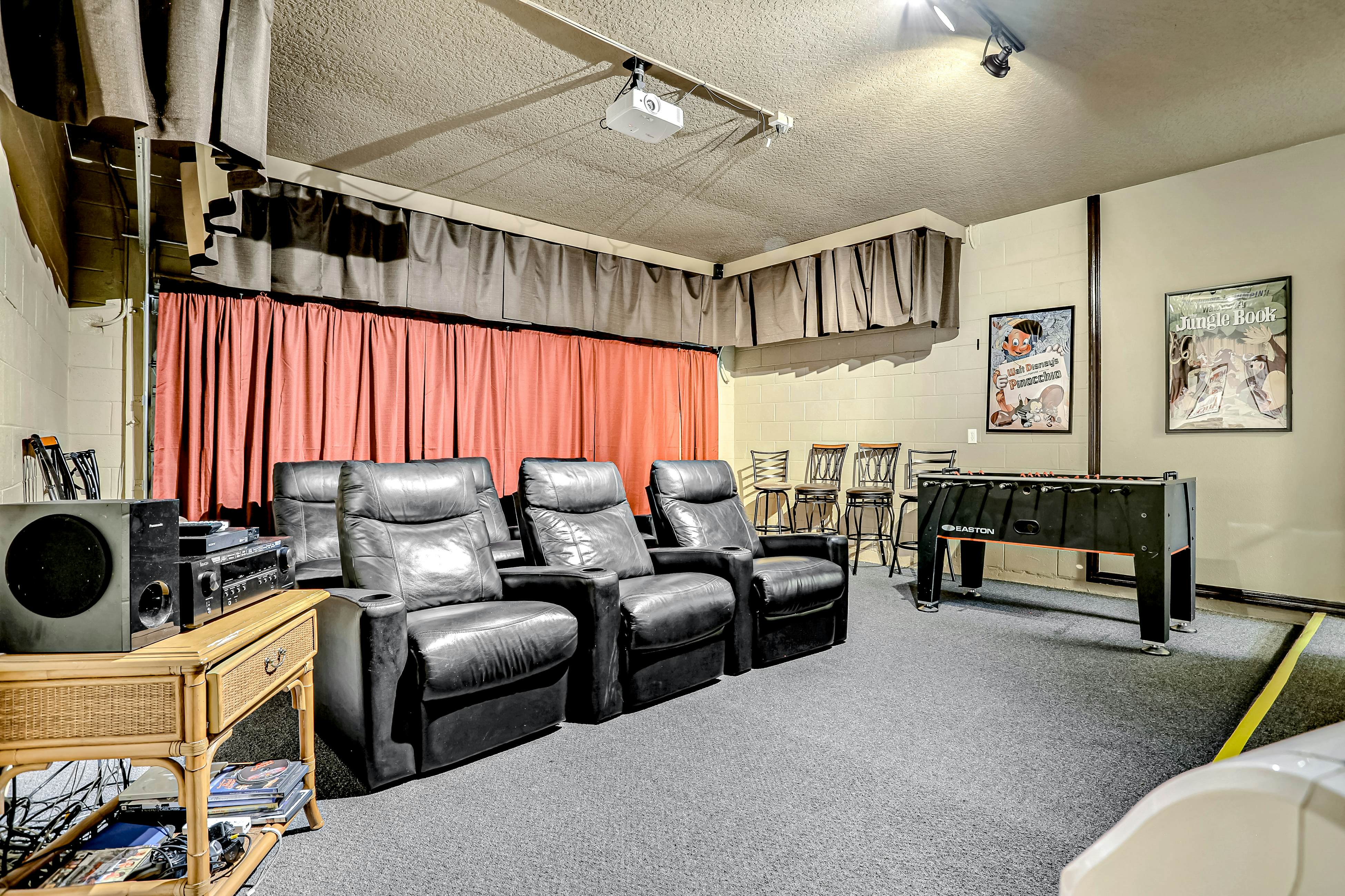 Sunny and Serene - Emerald Island Resort 