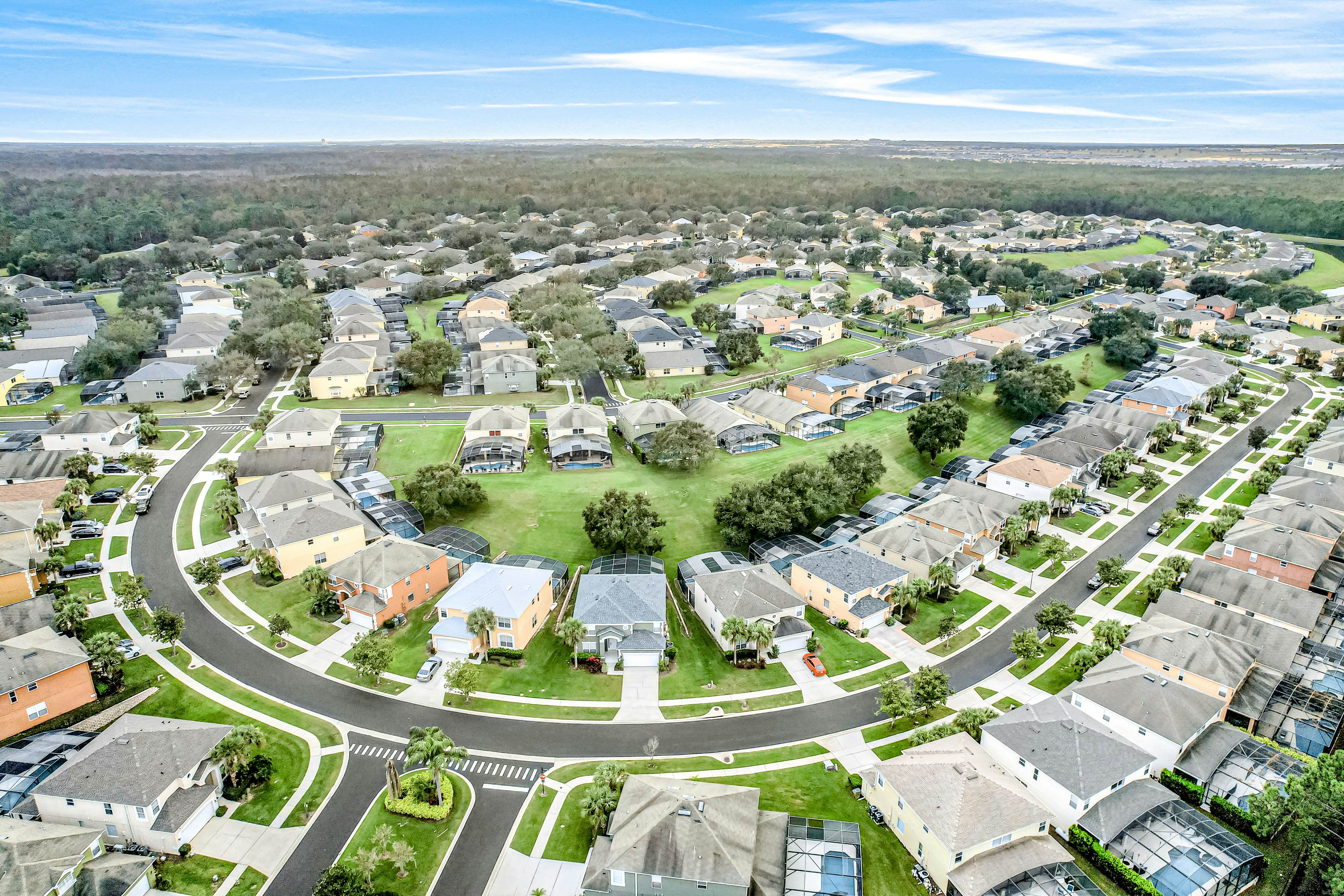 Sunny and Serene - Emerald Island Resort 