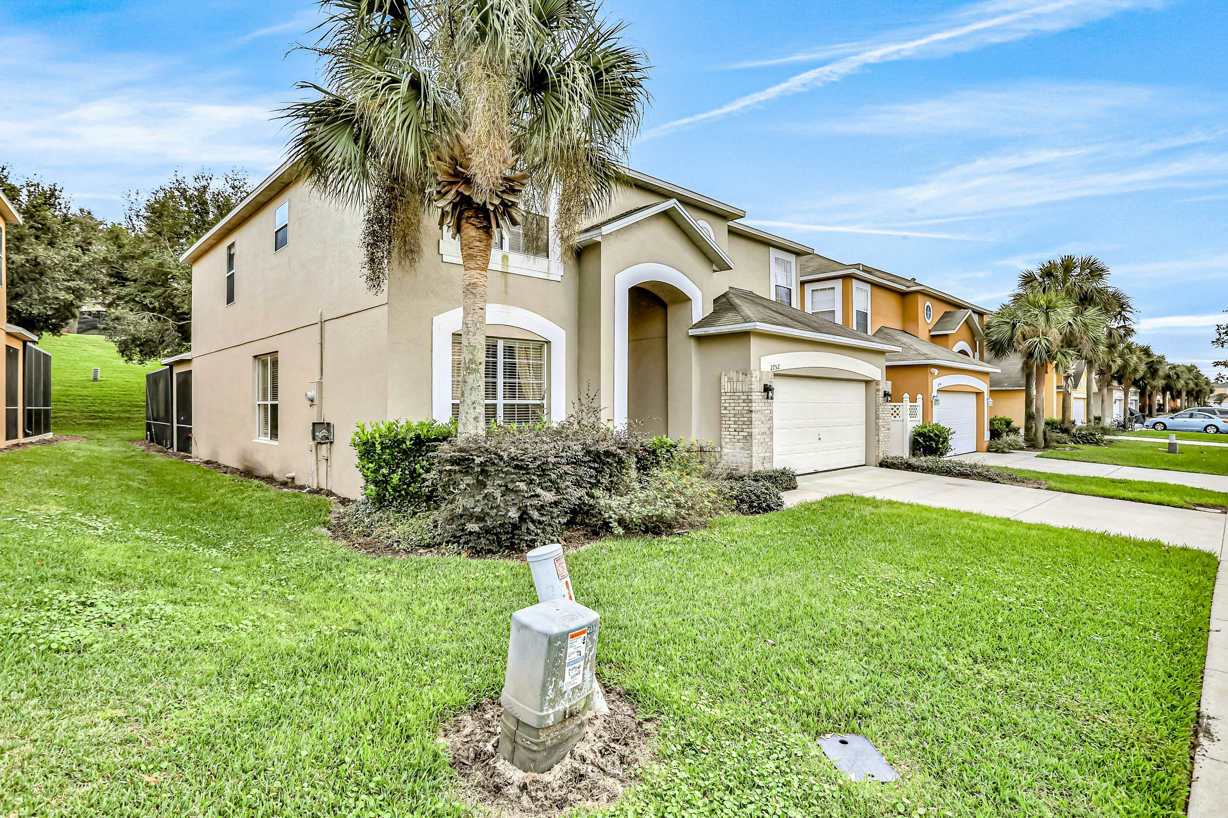 Sunny and Serene - Emerald Island Resort 