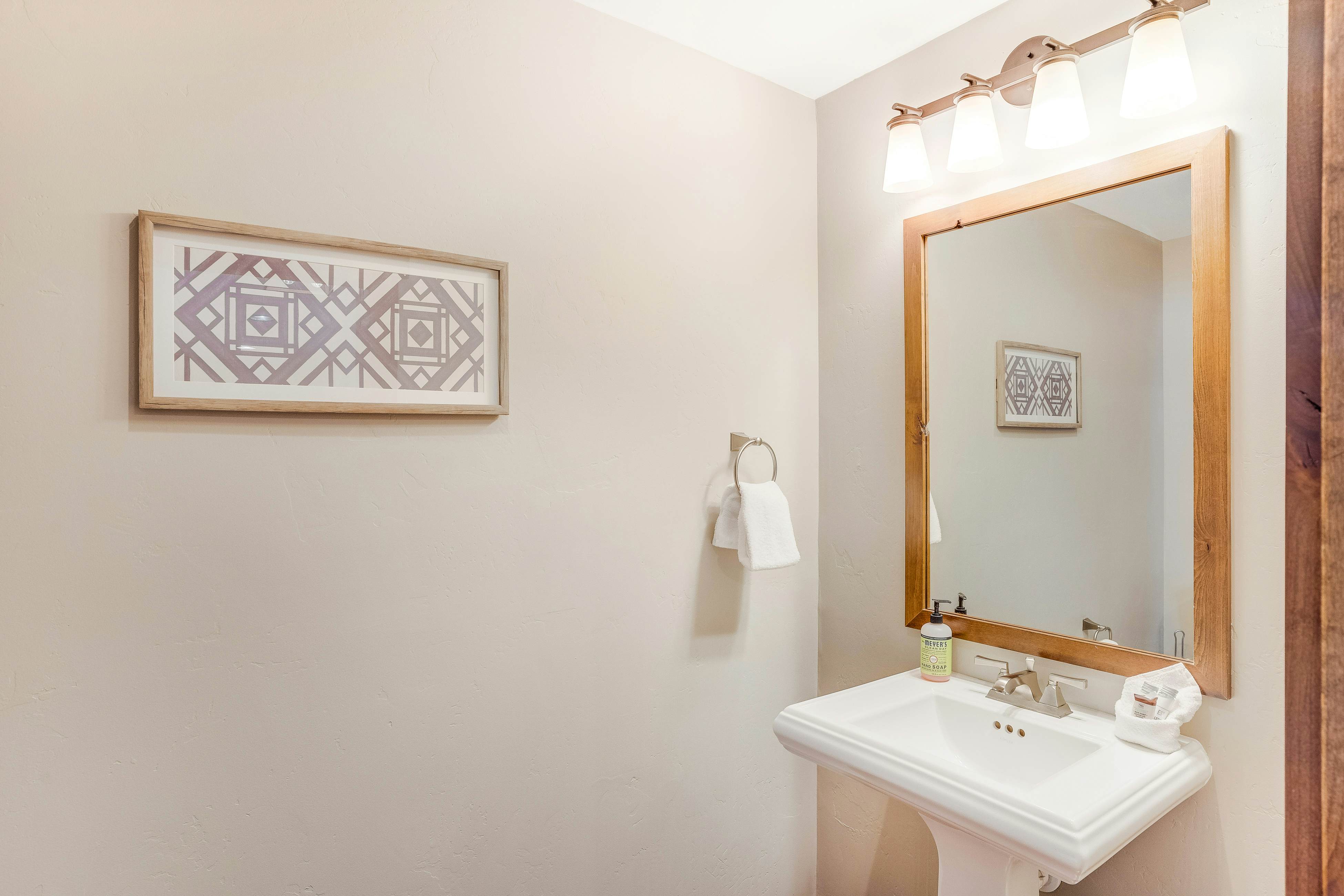 Trailhead Lodge 4118