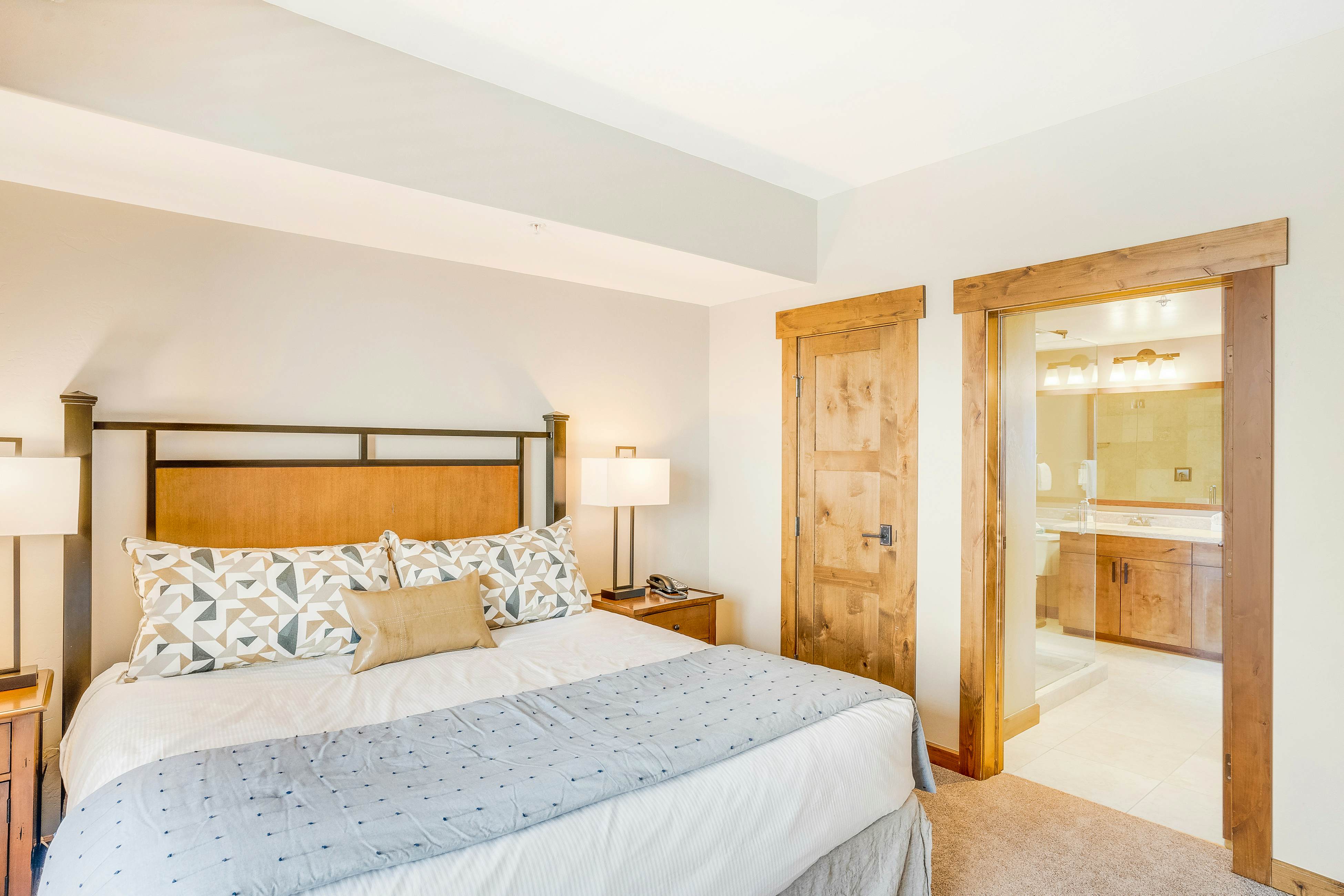 Trailhead Lodge 4118