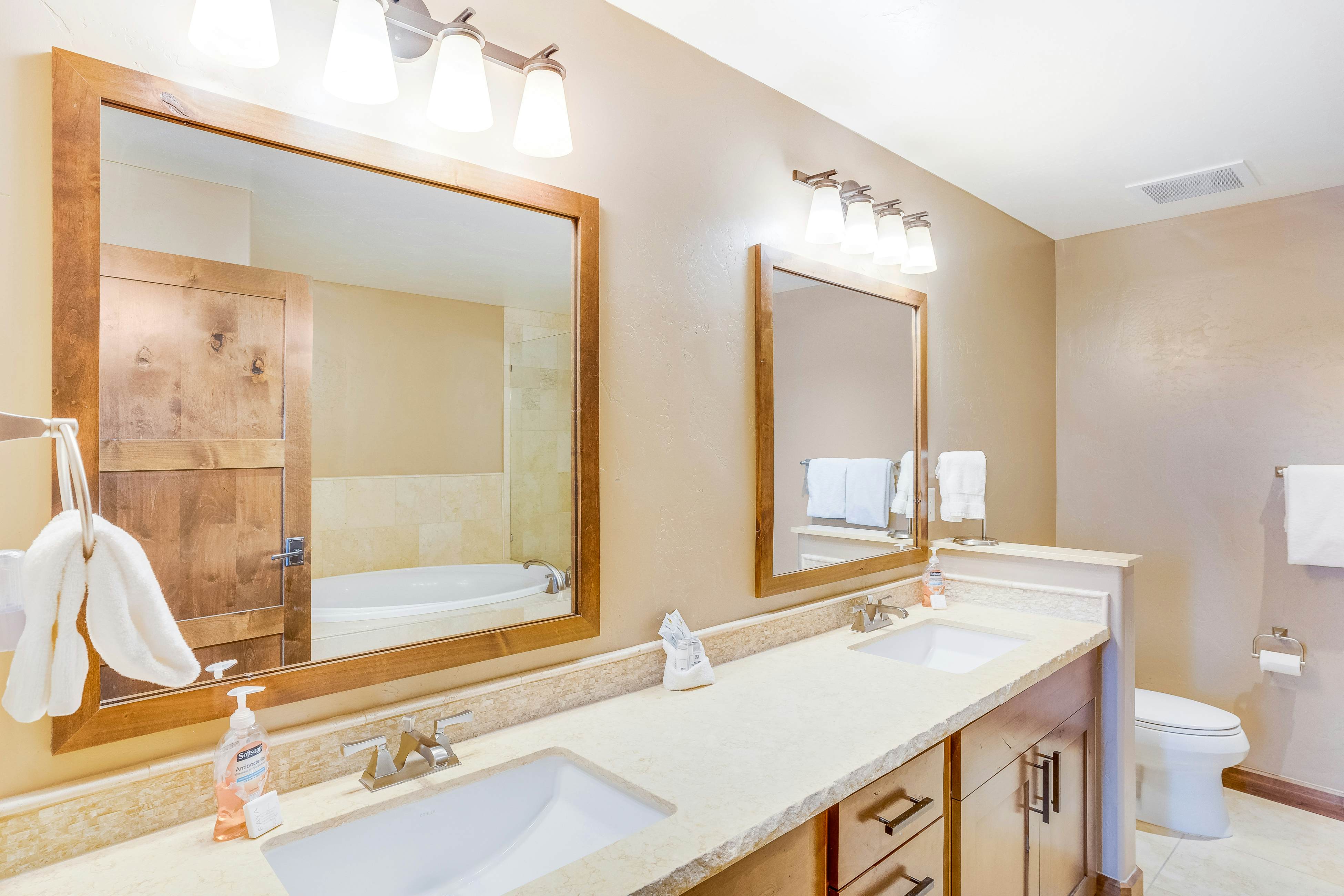 Trailhead Lodge 4118