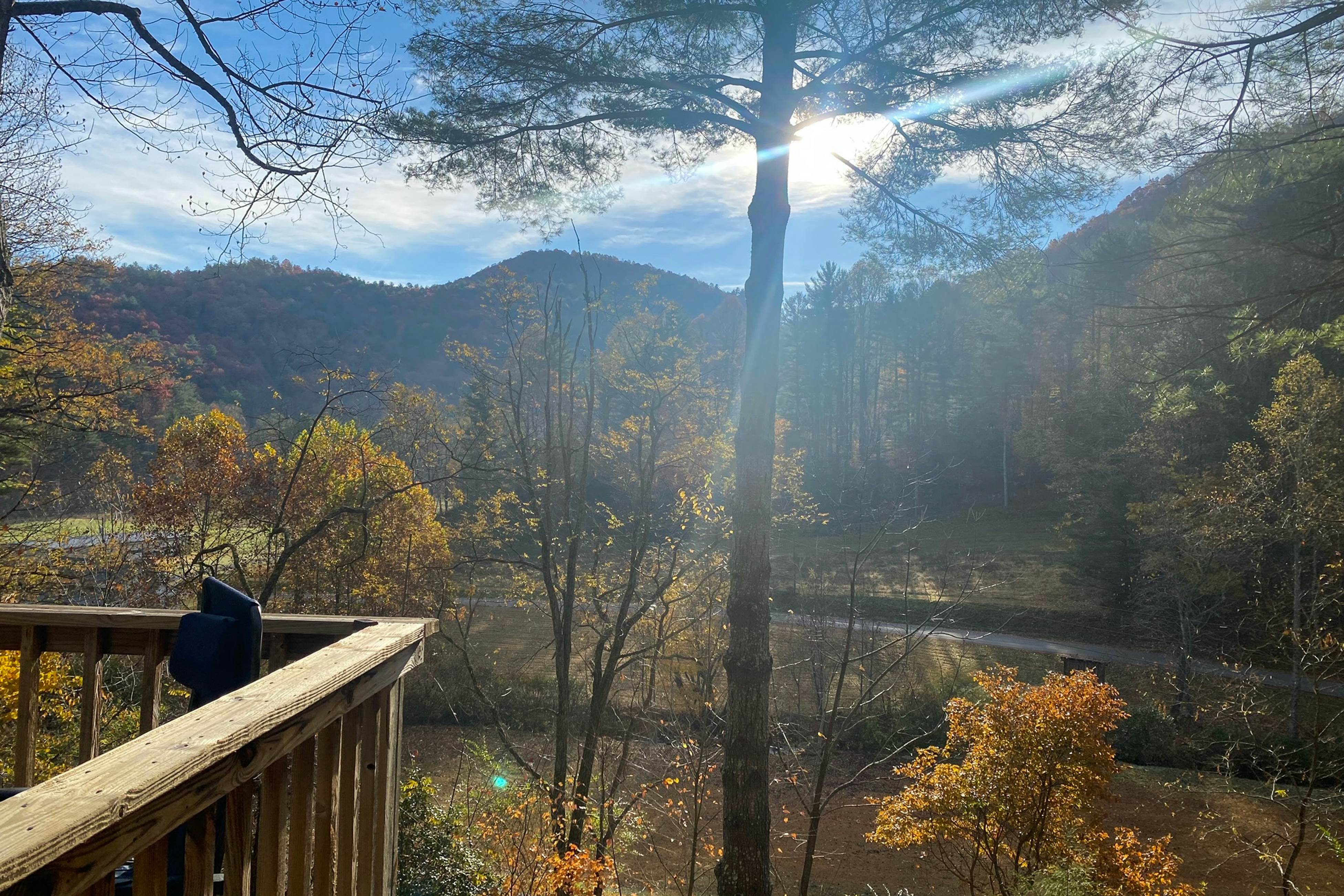 Chalet at Peek's Creek