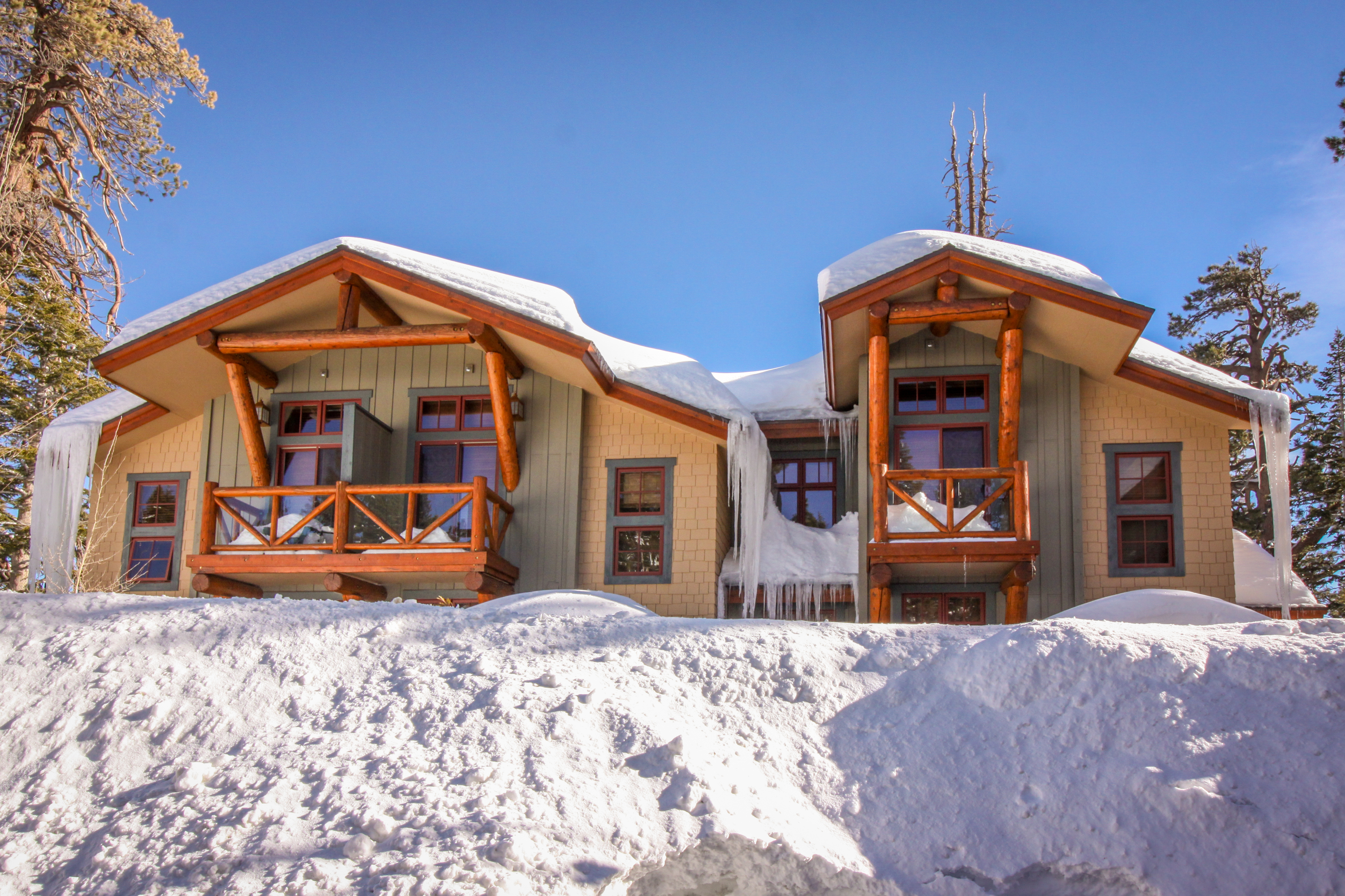 Mammoth Cabin Rentals