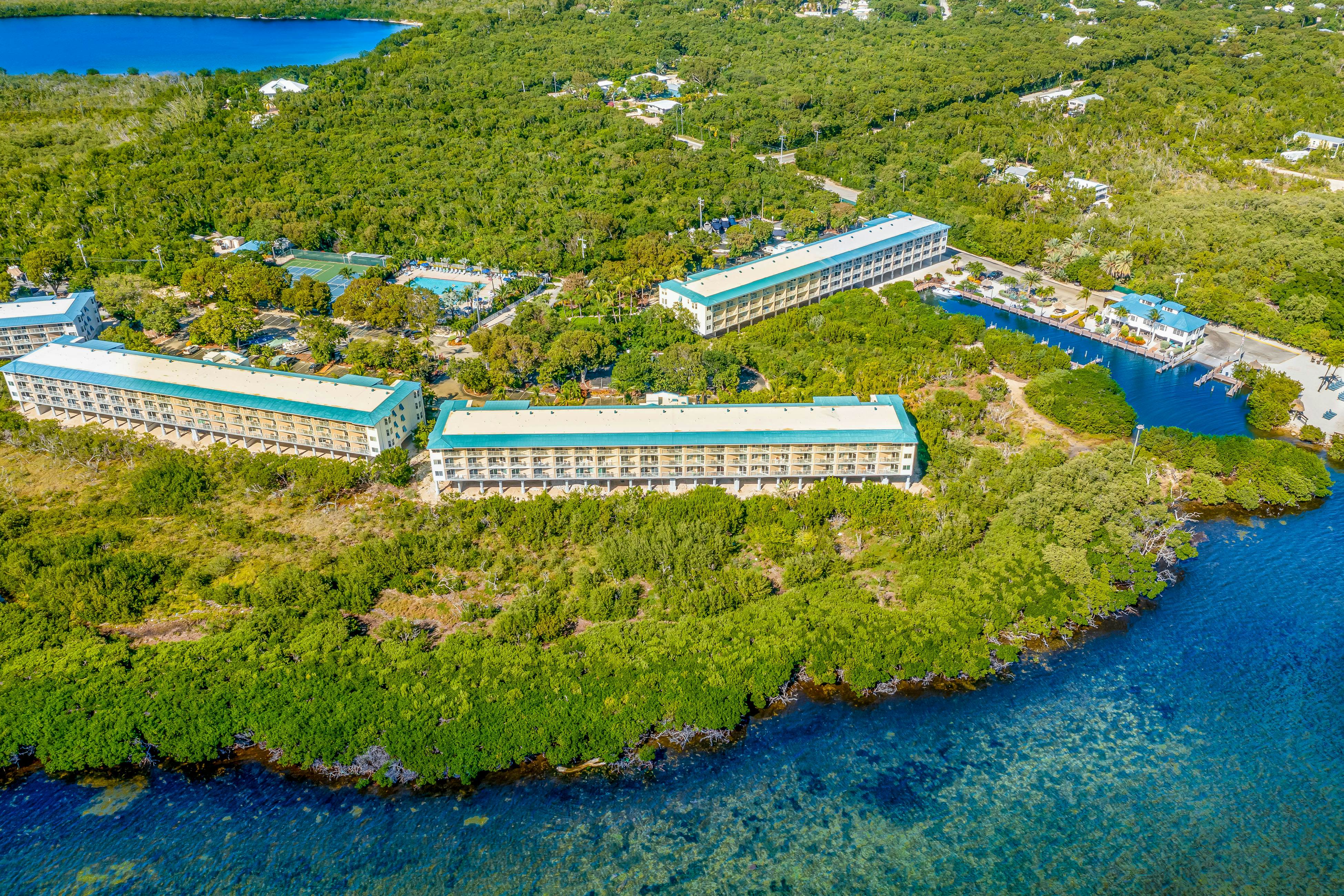 Tavernier Escape #4408