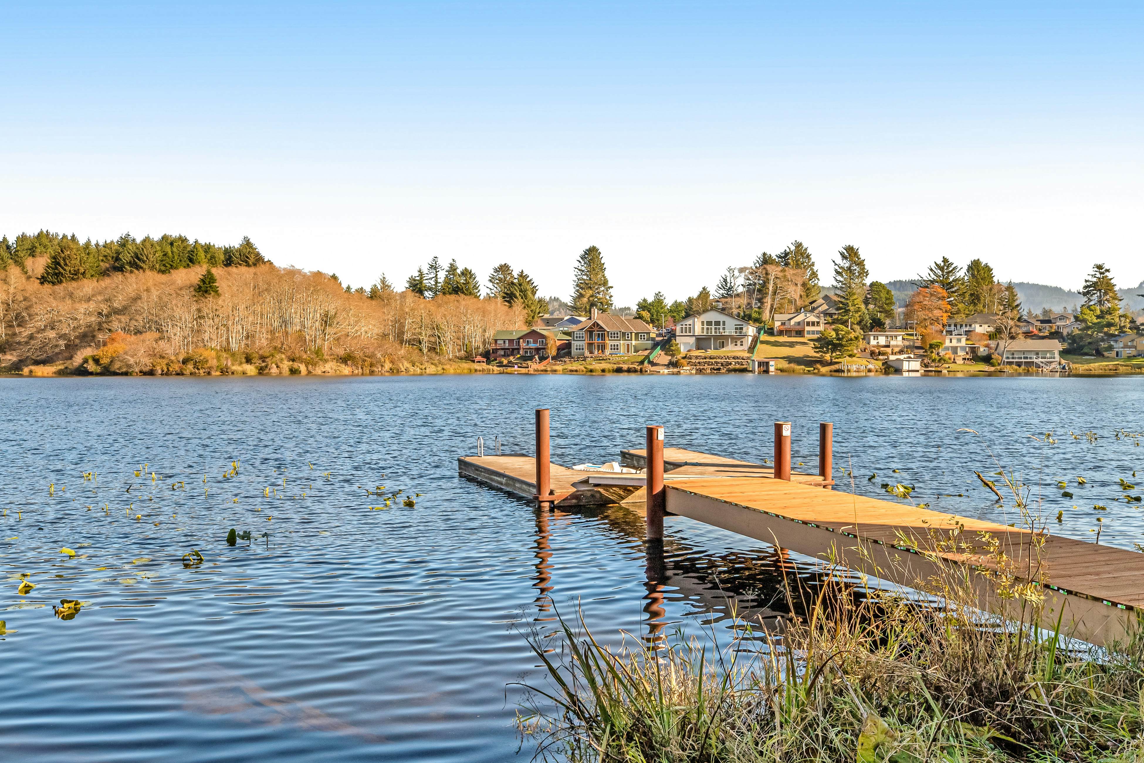 The Oasis on Devils Lake 3 BD Lincoln City, OR Vacation Rental Vacasa