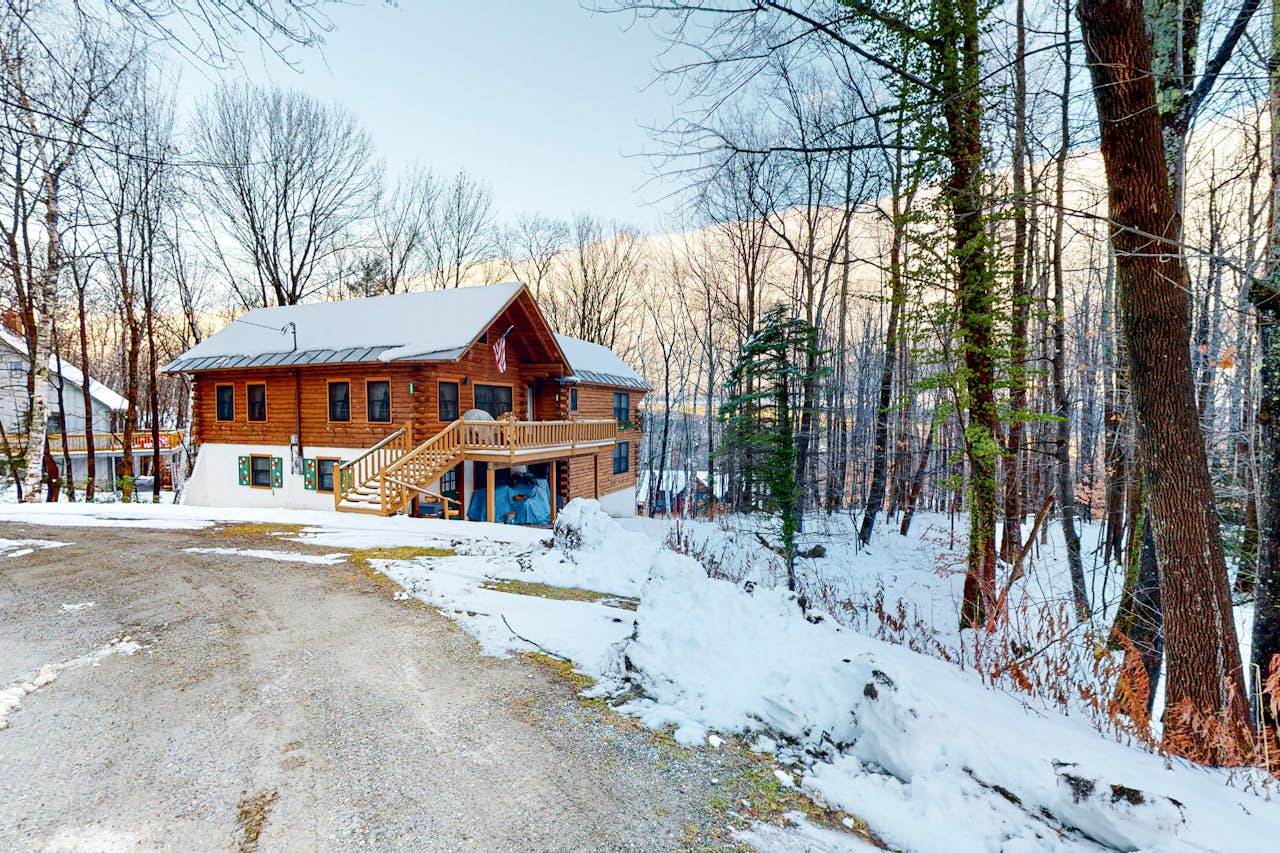 Classic Log Cabin 3 BD Ludlow, VT Vacation Rental Vacasa