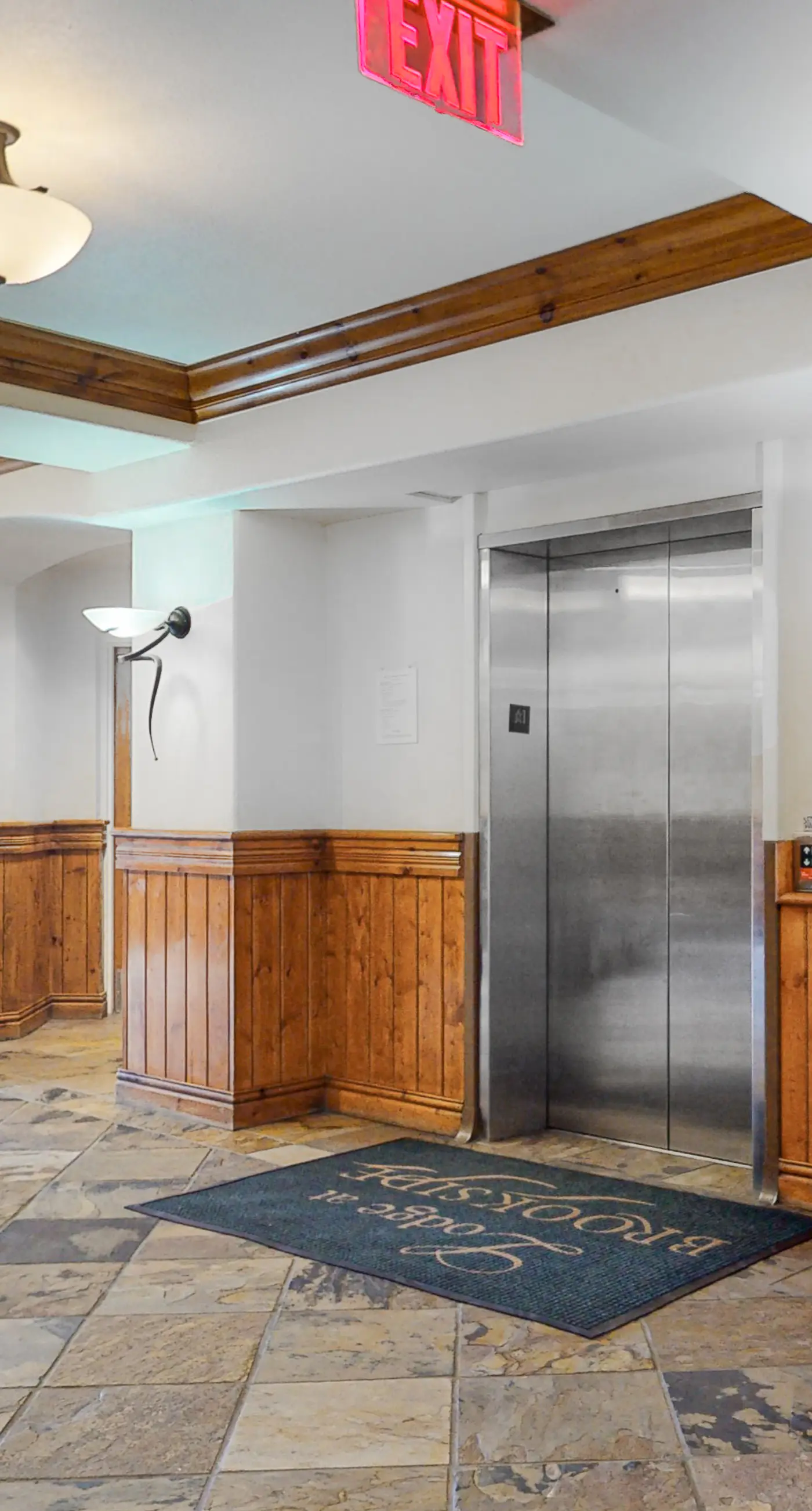 Avon Brookside Escape