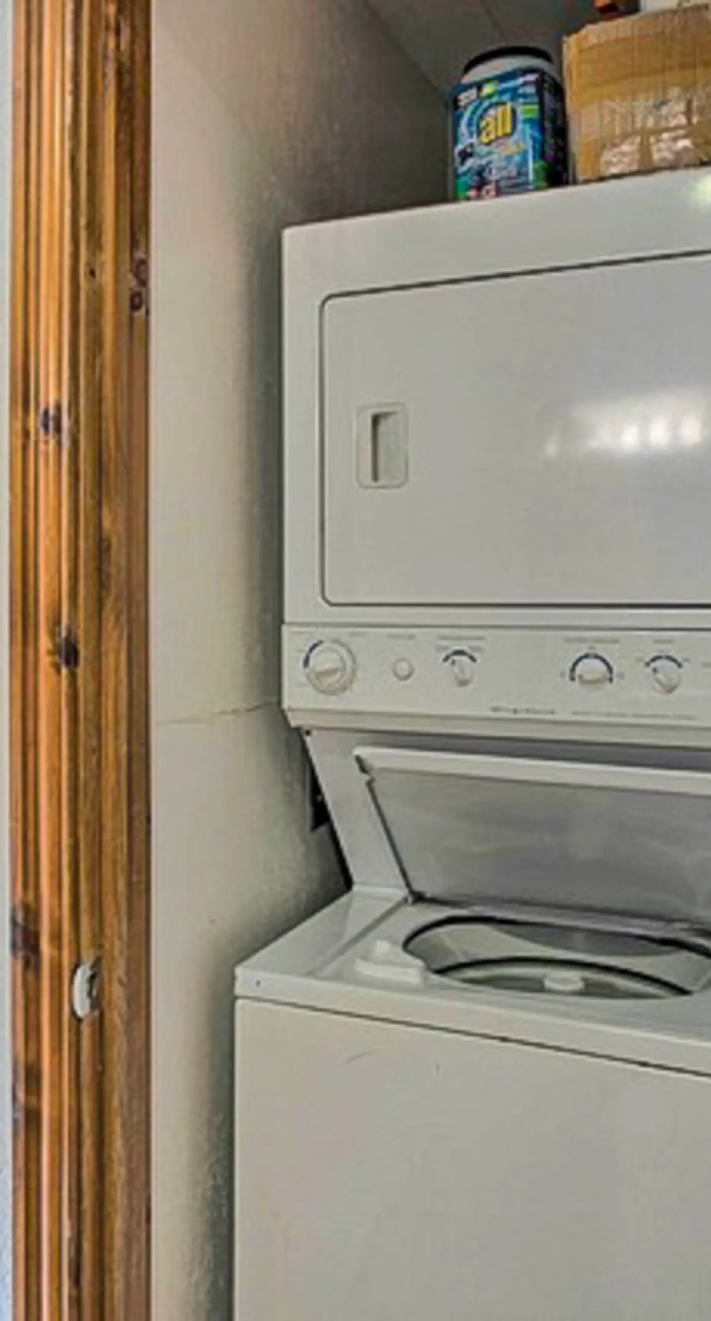 Avon Brookside Escape