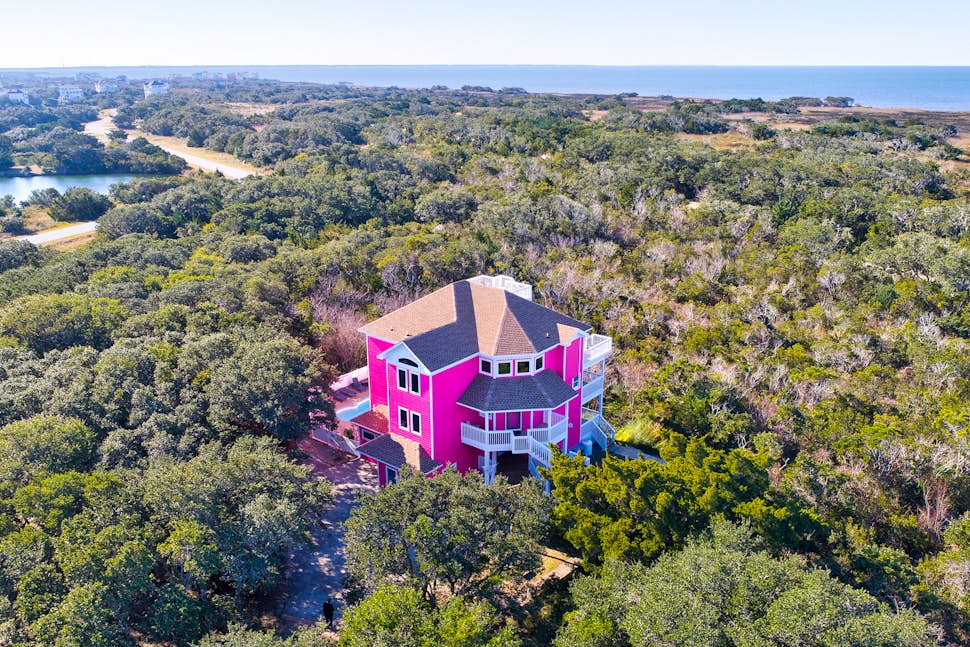 The Pink Flamingo 7 BD Avon, NC Vacation Rental Vacasa