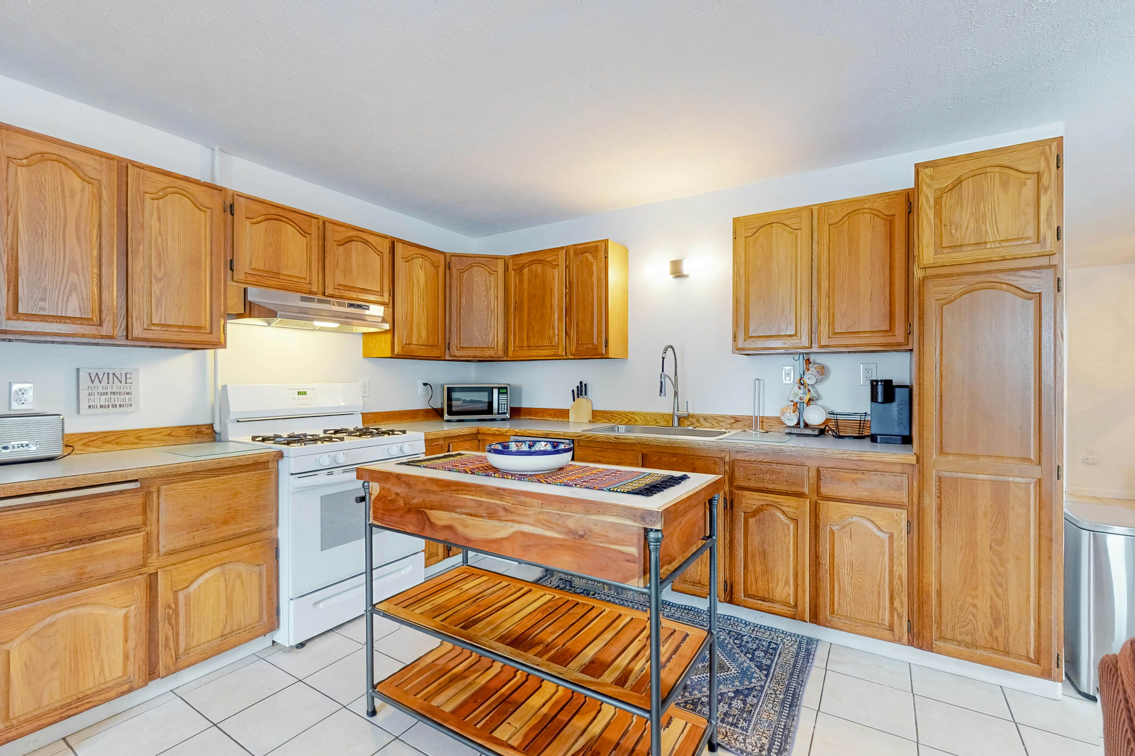 Italy Hill Estate 2 BD Branchport, NY Vacation Rental Vacasa