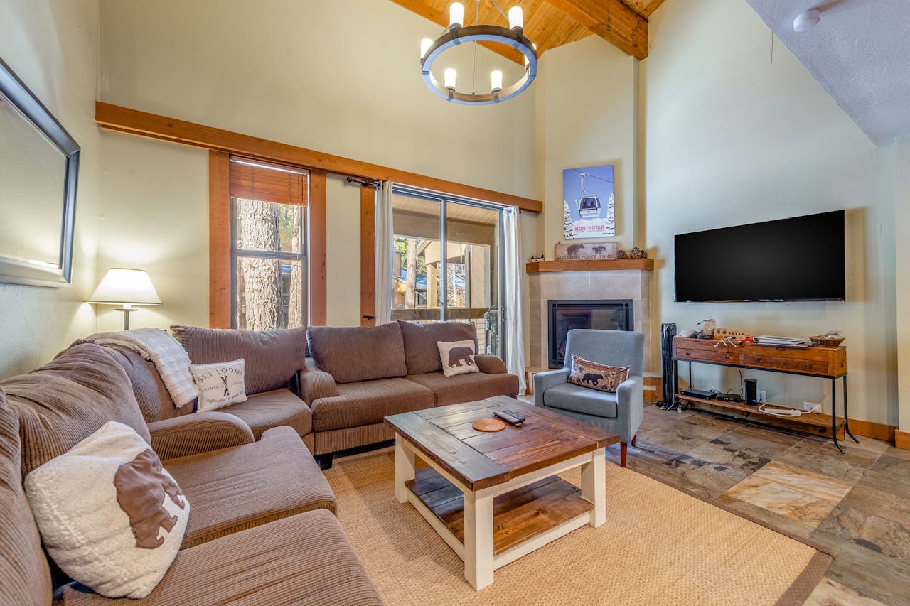Aspen Adventure 3 BD Truckee, CA Vacation Rental Vacasa