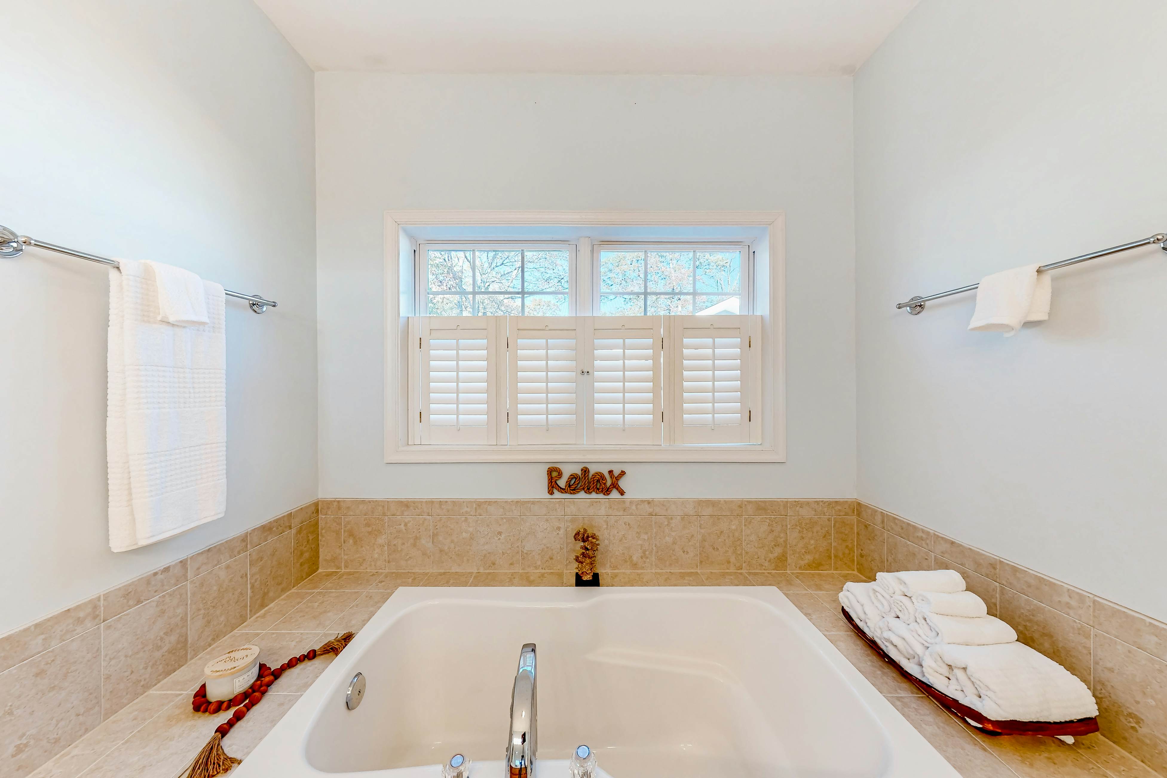 Breezewood - 139 Whisperwood Ln