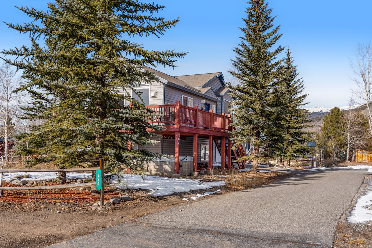 Silverthorne Base Camp 3 BD Silverthorne, CO Vacation Rental Vacasa