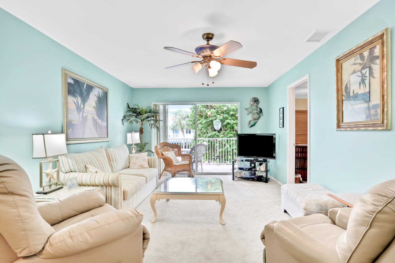 Nautilus 217 2 BD Holmes Beach, FL Vacation Rental Vacasa