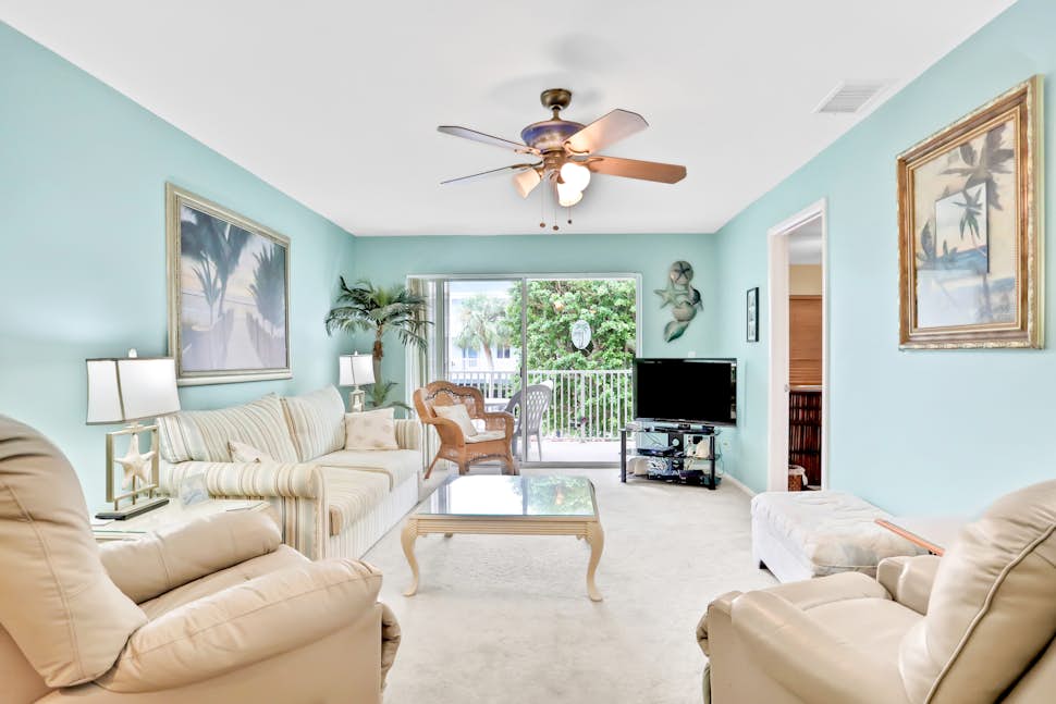 Nautilus 217 2 BD Holmes Beach, FL Vacation Rental Vacasa
