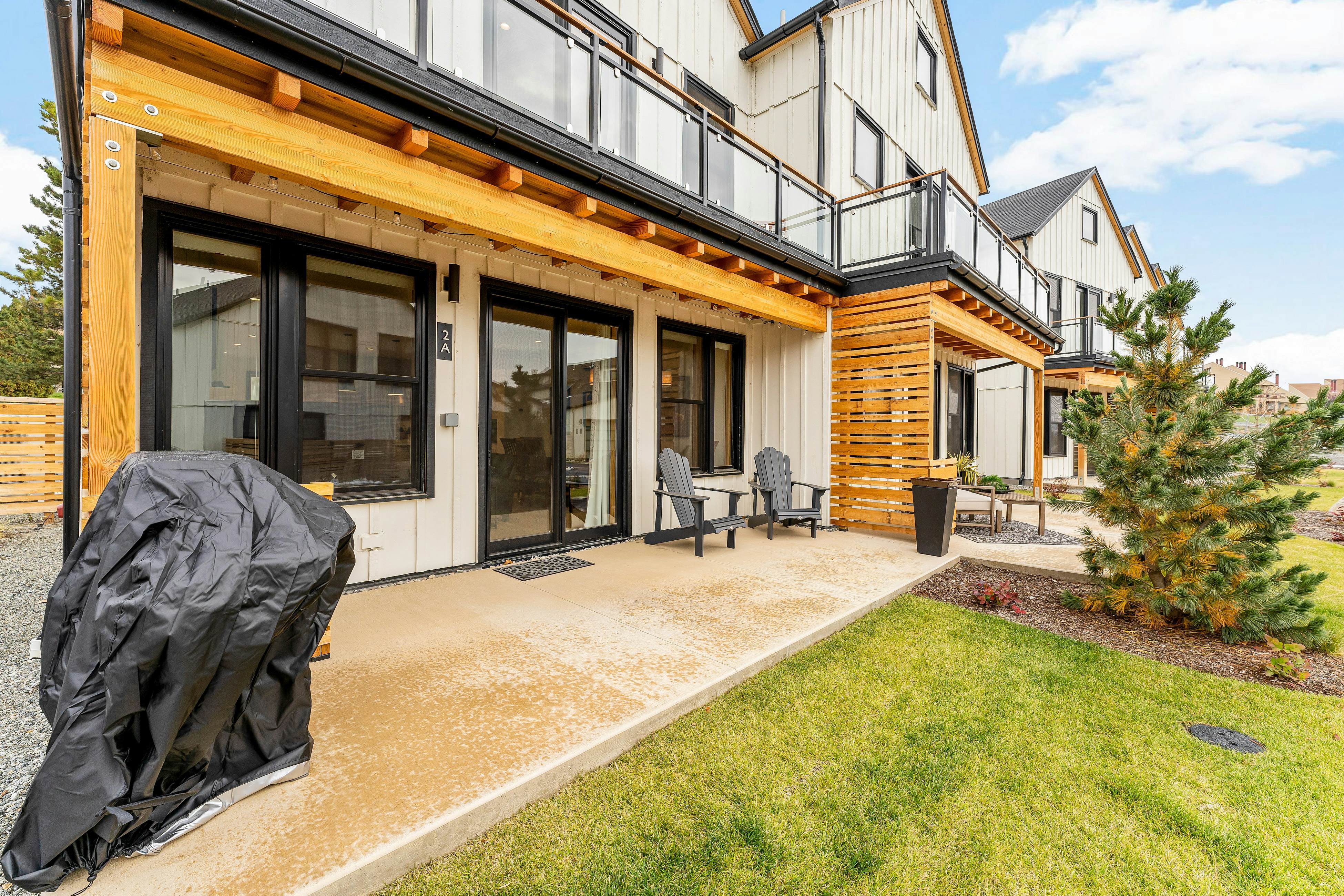 Ponderosa Court, Unit 2A