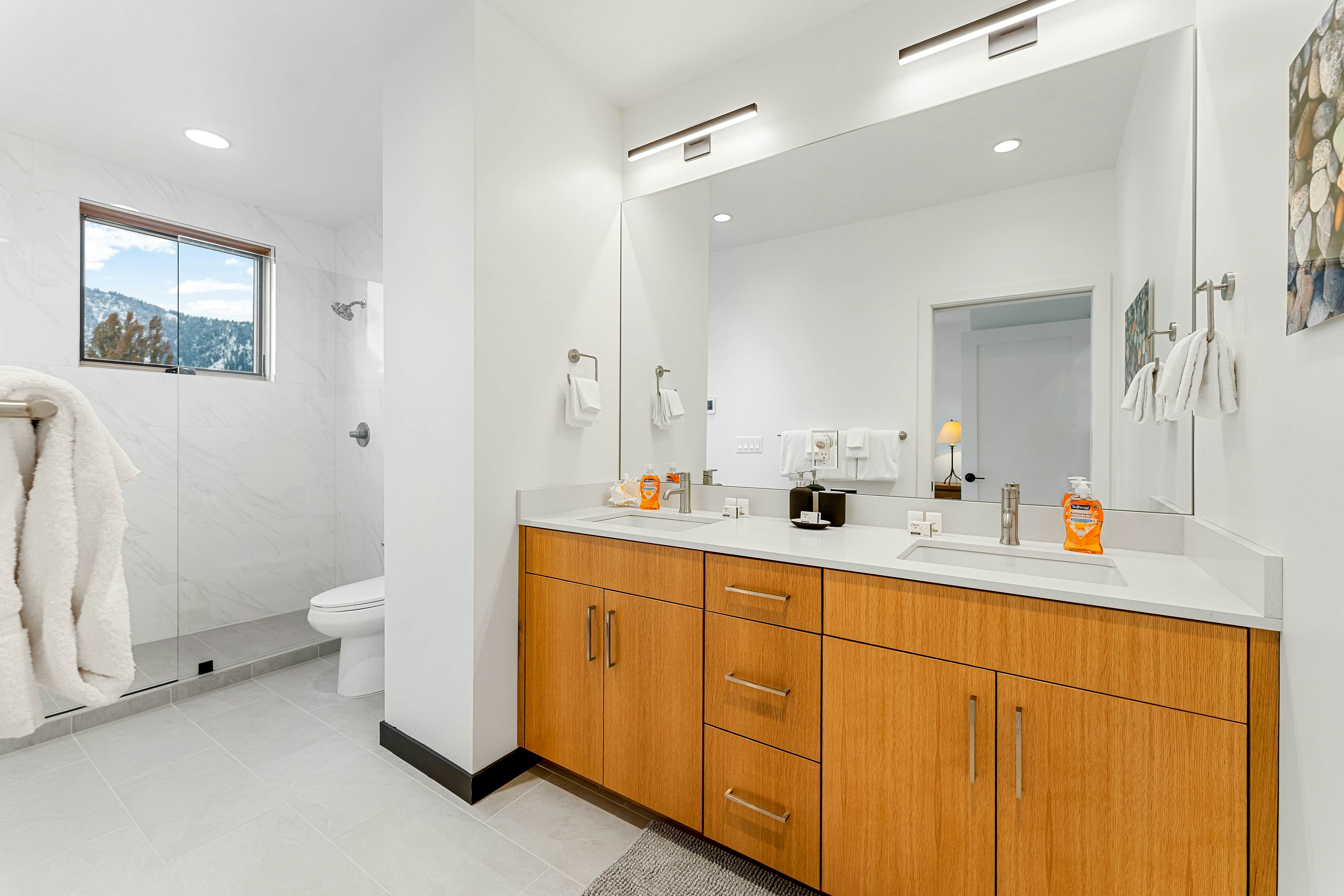 Ponderosa Court, Unit 2A