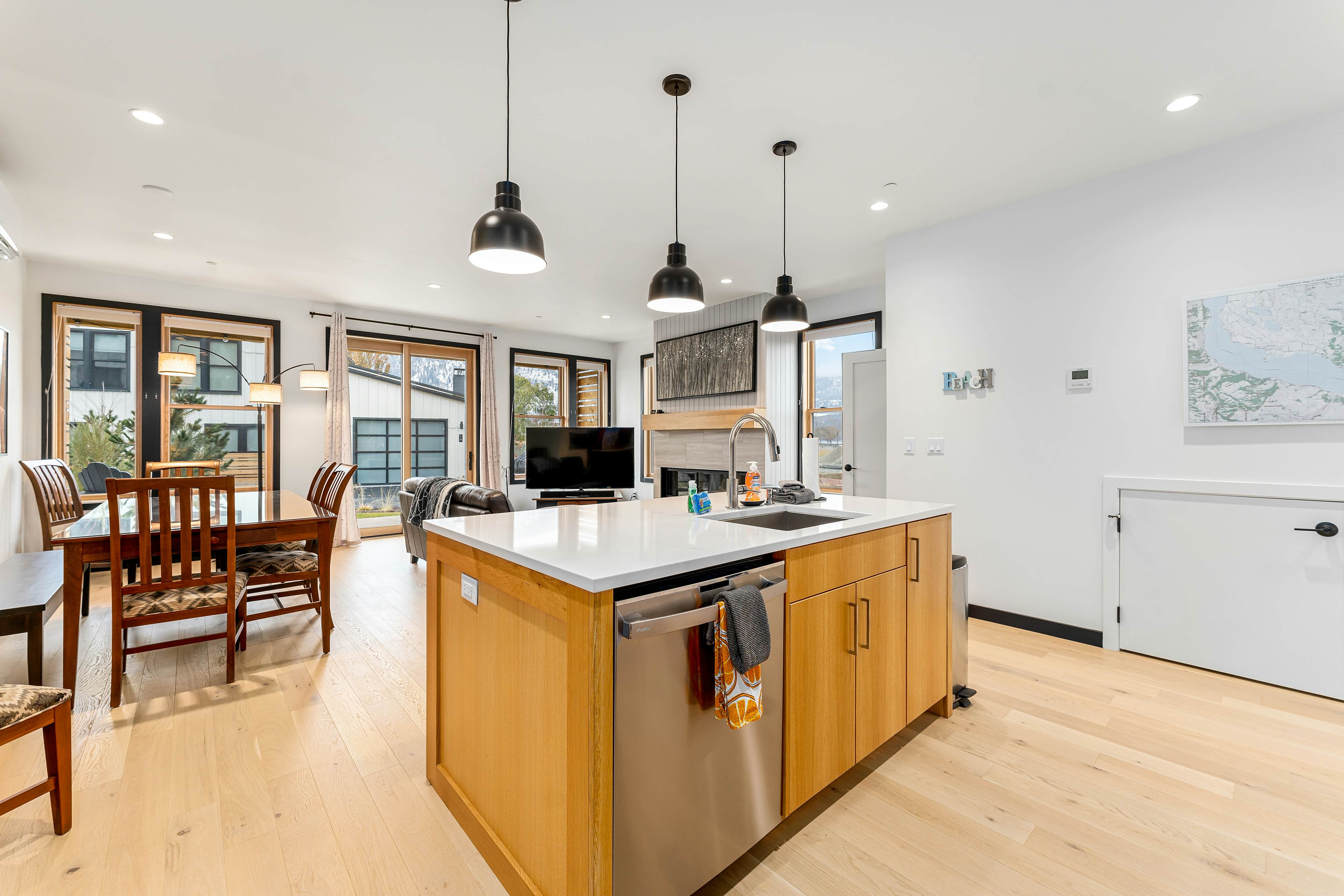 Ponderosa Court, Unit 2A