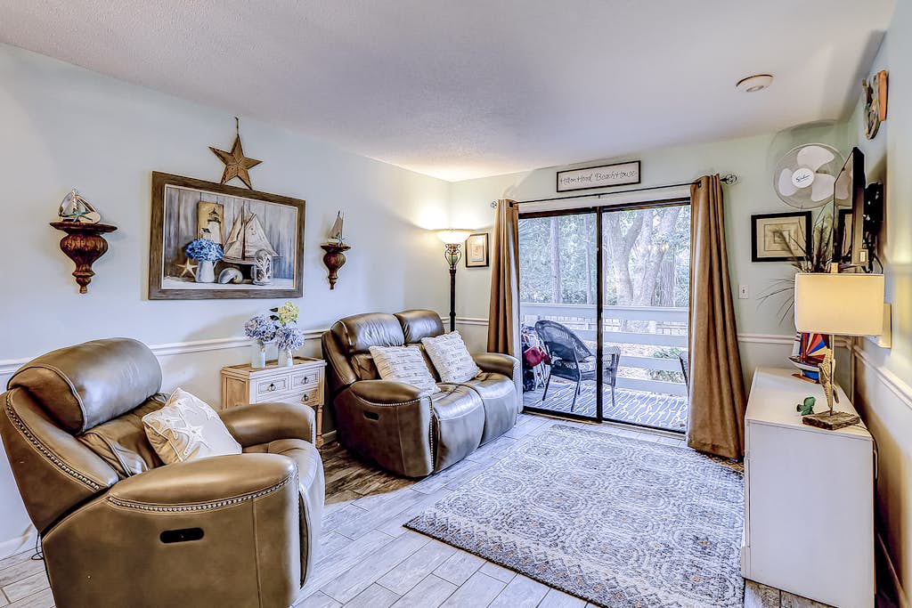 Updated island condo with two pools, tennis, & game room - walk to the beach — Hilton Head, SC — vacation rental