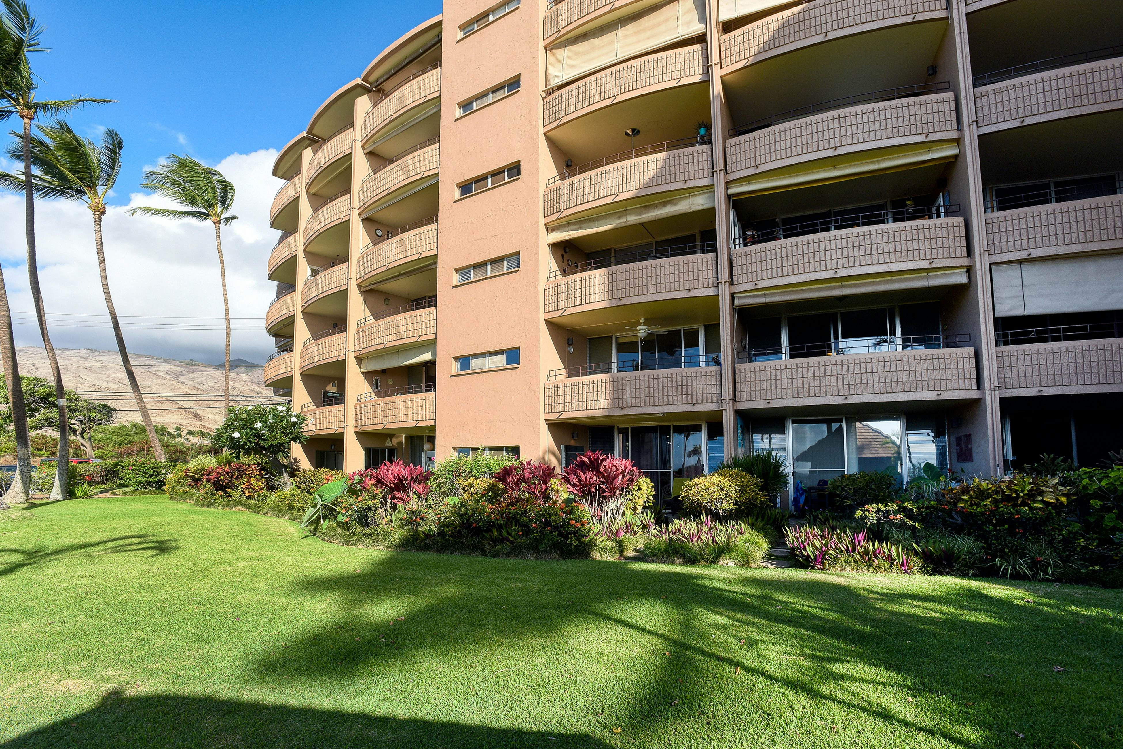 Island Sands Resort 302