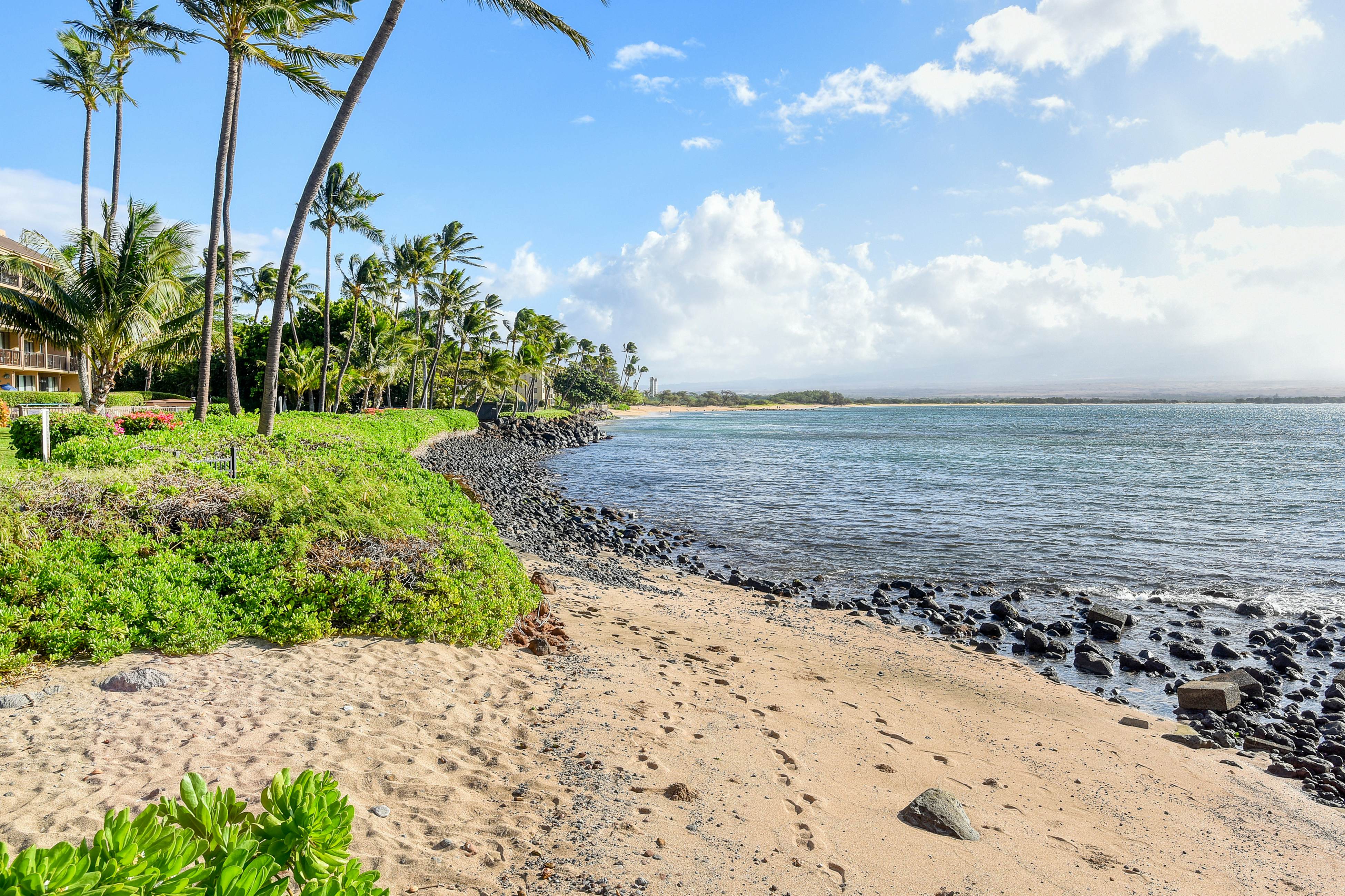 Island Sands Resort 302