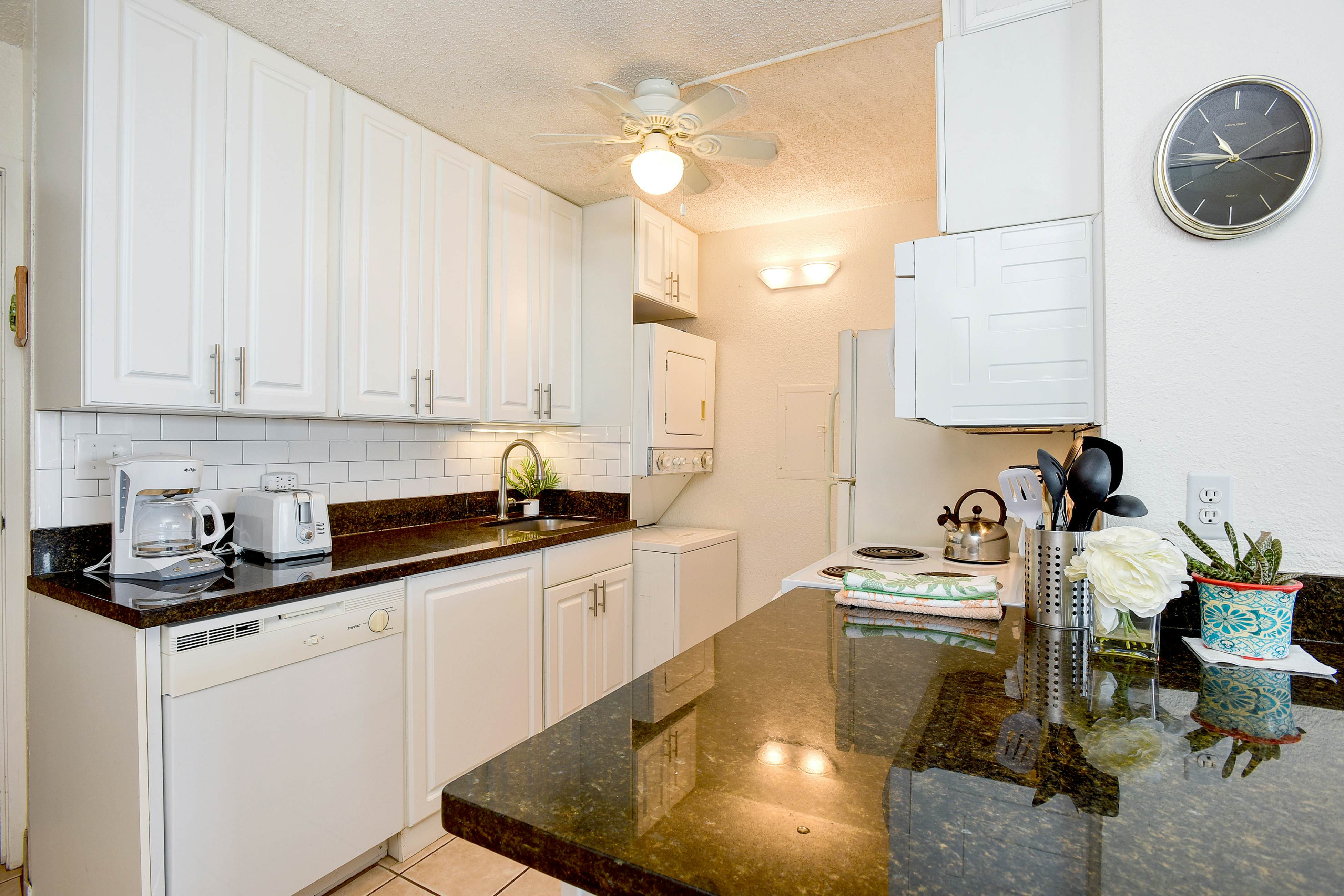 Island Sands Resort 302