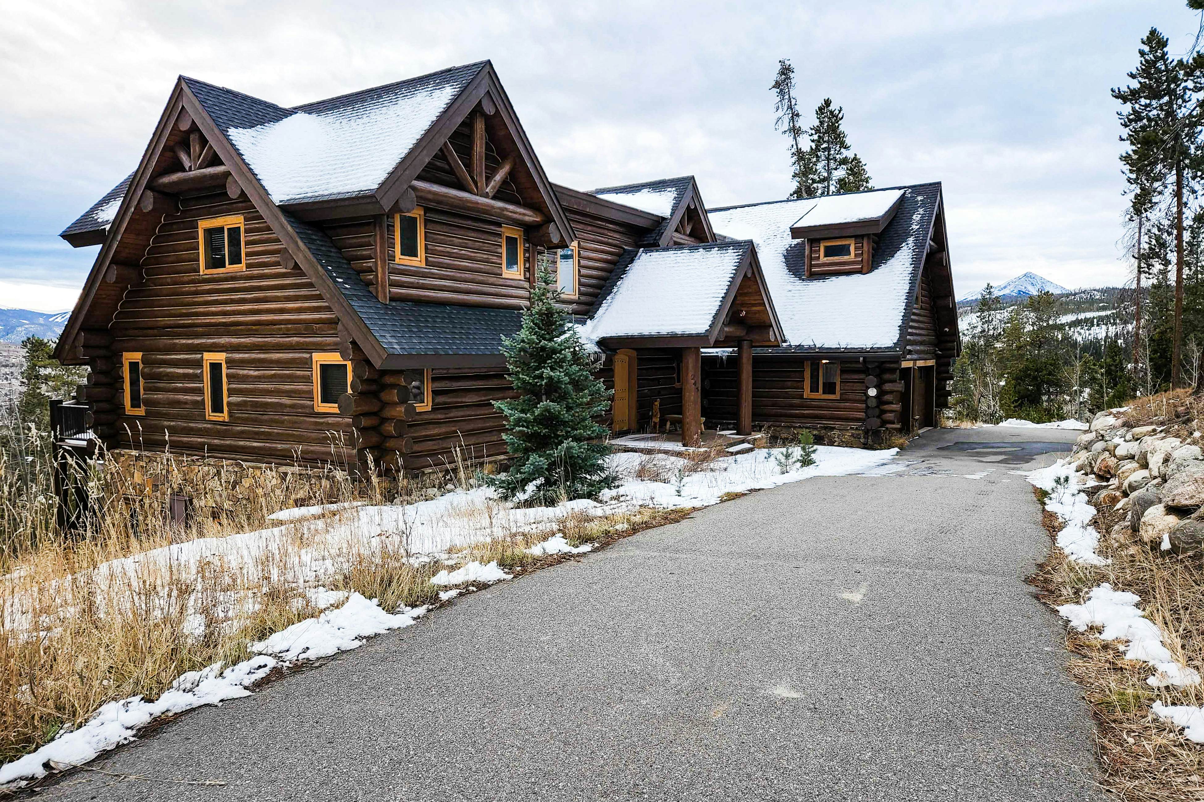 Silverthorne Vacation Rentals, Condo Rentals, Lodging Vacasa