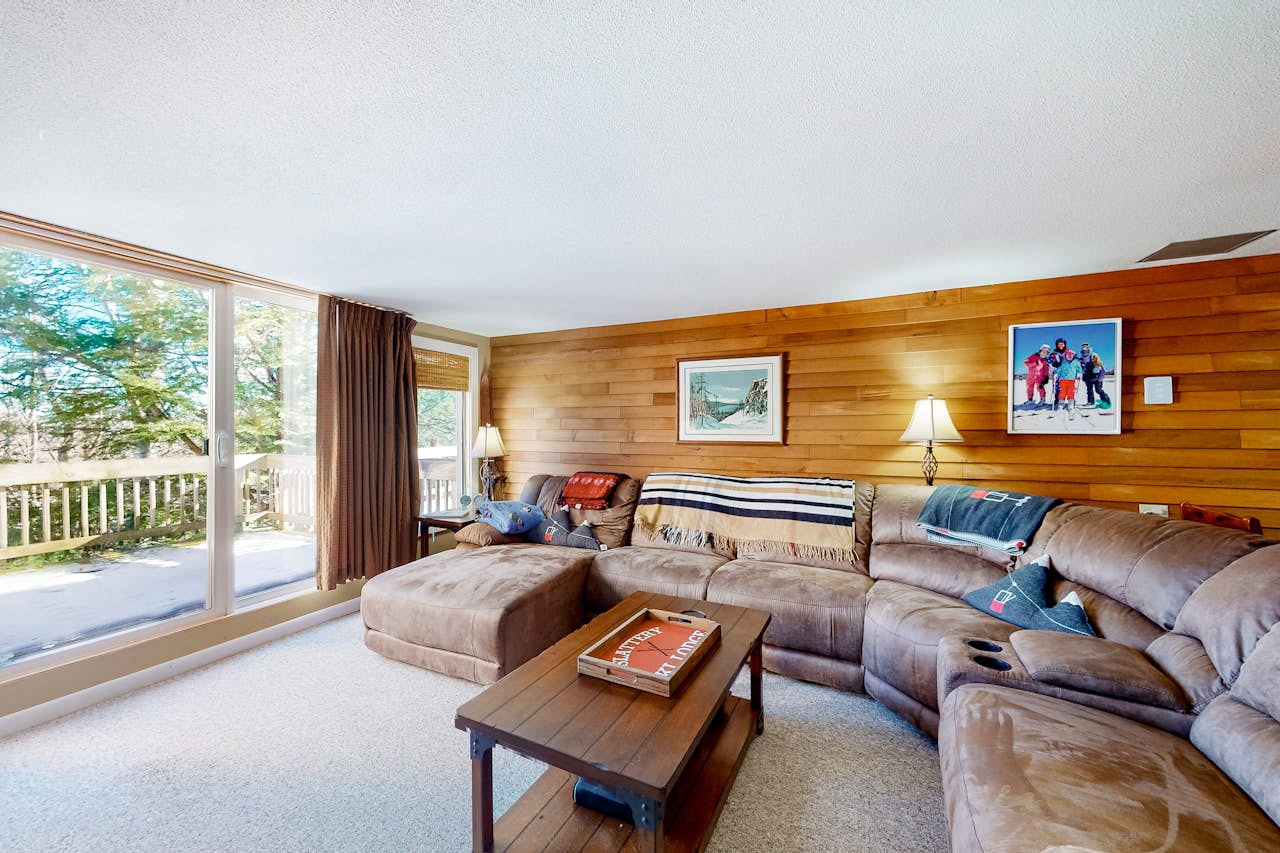 Okemo Village B5 4 BD Ludlow, VT Vacation Rental Vacasa